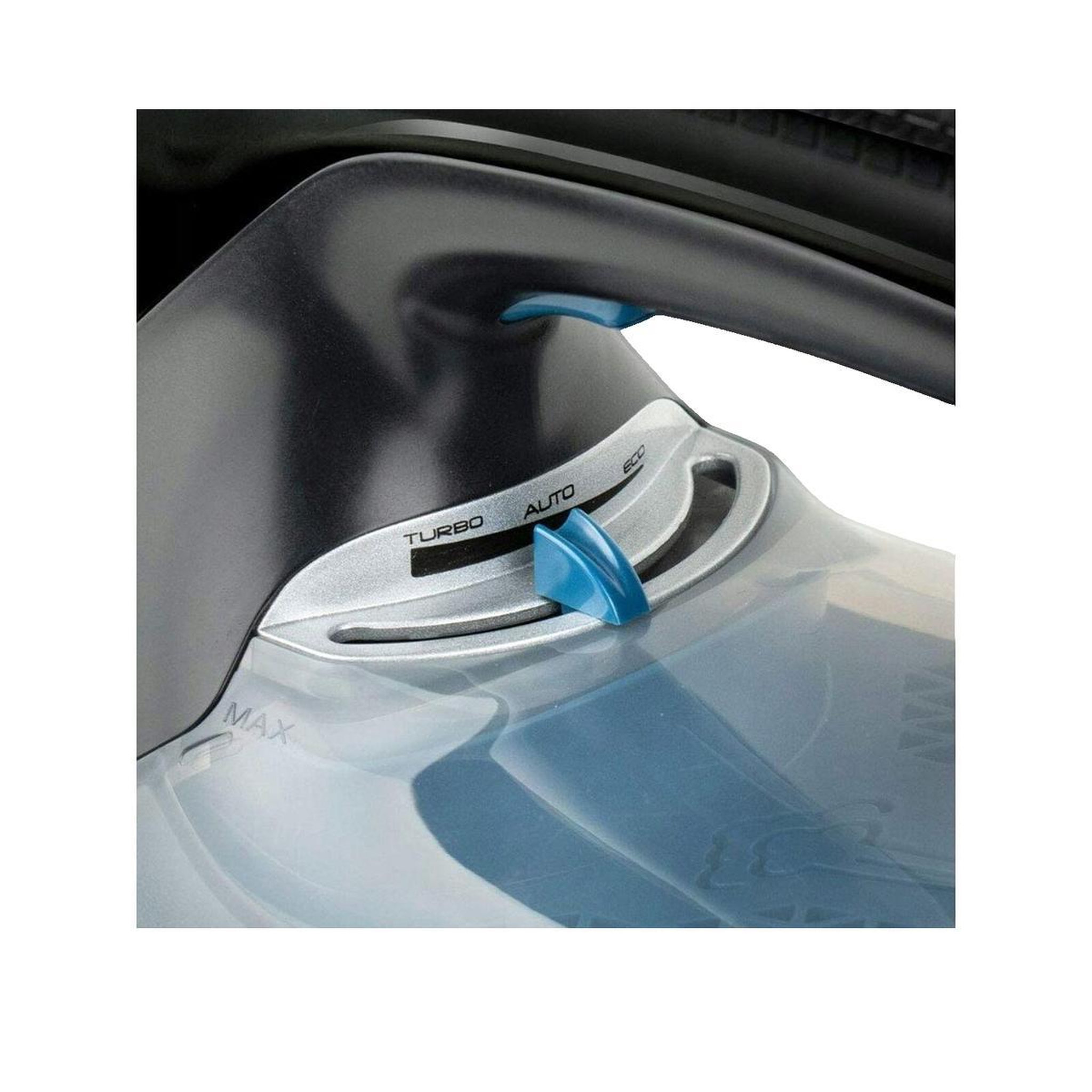 Voir la diapositive 2 : BLACK ET DECKER Fer à repasser Black & Decker BXIR2401E Semelle Céramique