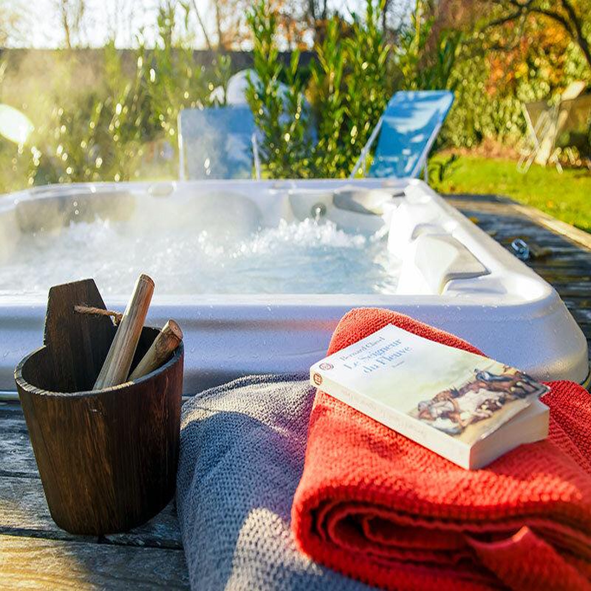 Voir la diapositive 3 : Smartbox Séjour insolite : 3 jours en yourte avec journée au spa près de paris - coffret cadeau séjour