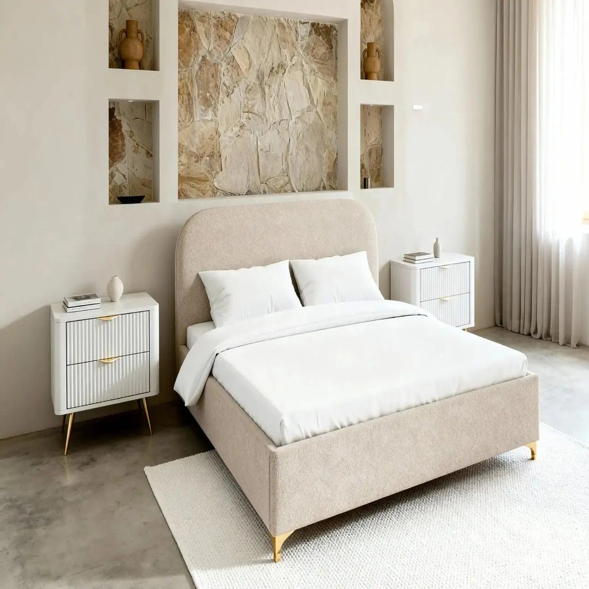 Voir la diapositive 2 : CASANOVA PARIS Charlotte - lit coffre tissu chenille