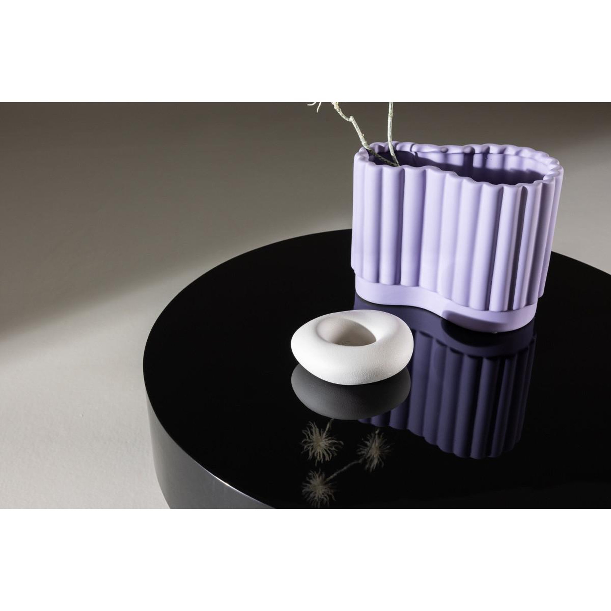 Voir la diapositive 6 : Paris Prix Table basse design  varberg  60cm noir