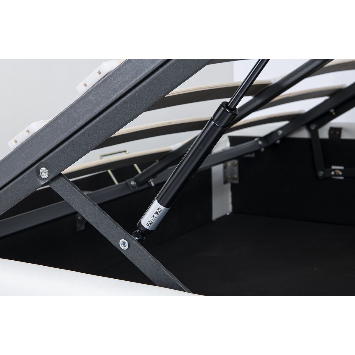 Lit coffre 140x190cm avec contour lit LED + sommier à lattes inclus GALAXY