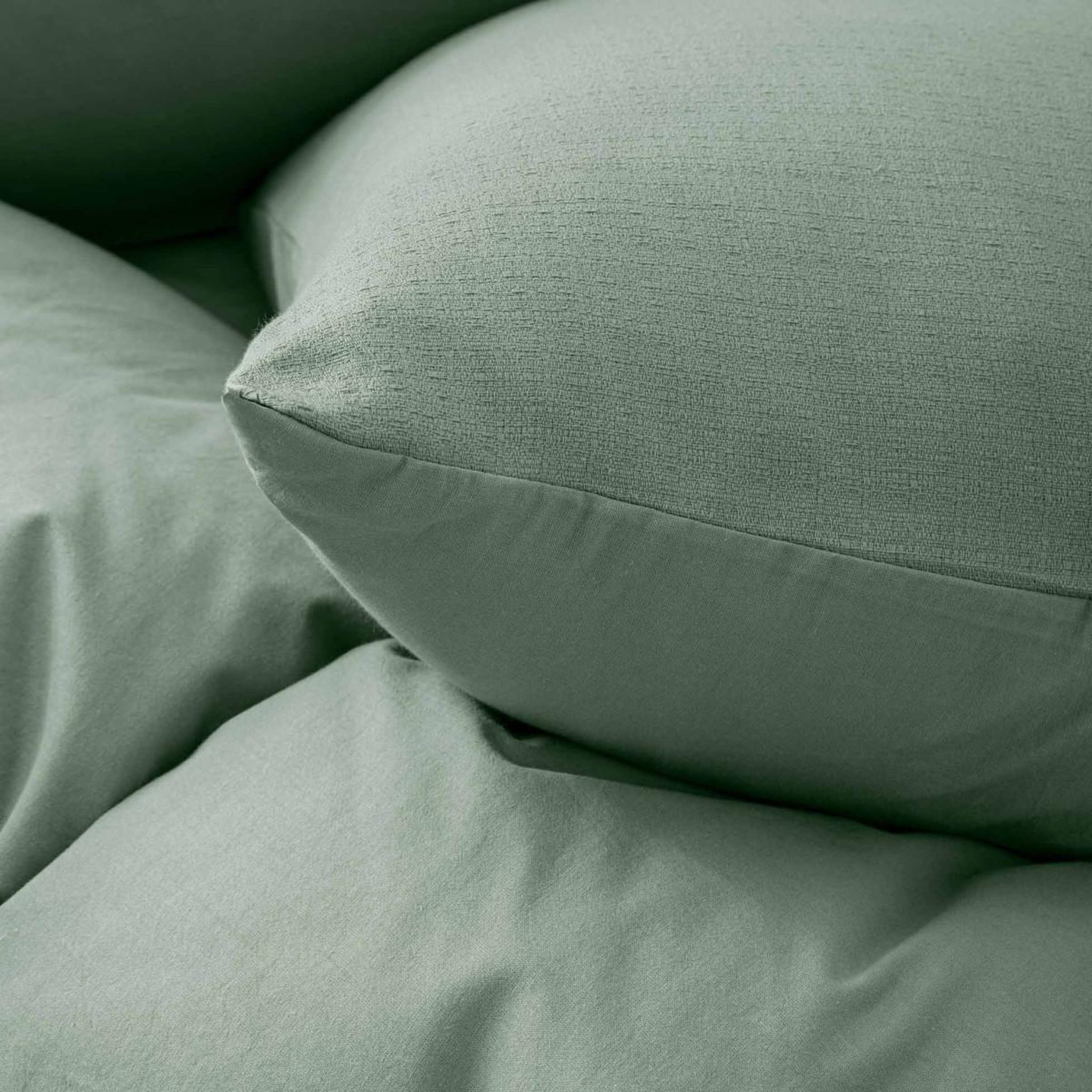 Voir la diapositive 3 : Douceur d'Intérieur Parure de lit 3 pièces  clara  240x220cm vert cèdre