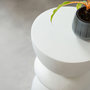 Voir la diapositive 5 : Rendez vous déco Table d'appoint ronde blanche en fibre d'argile effet béton D35 cm-Maupiti