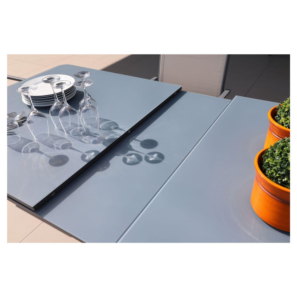 Table de jardin extensible 180/240x100 avec plateau verre texturé FIGUE