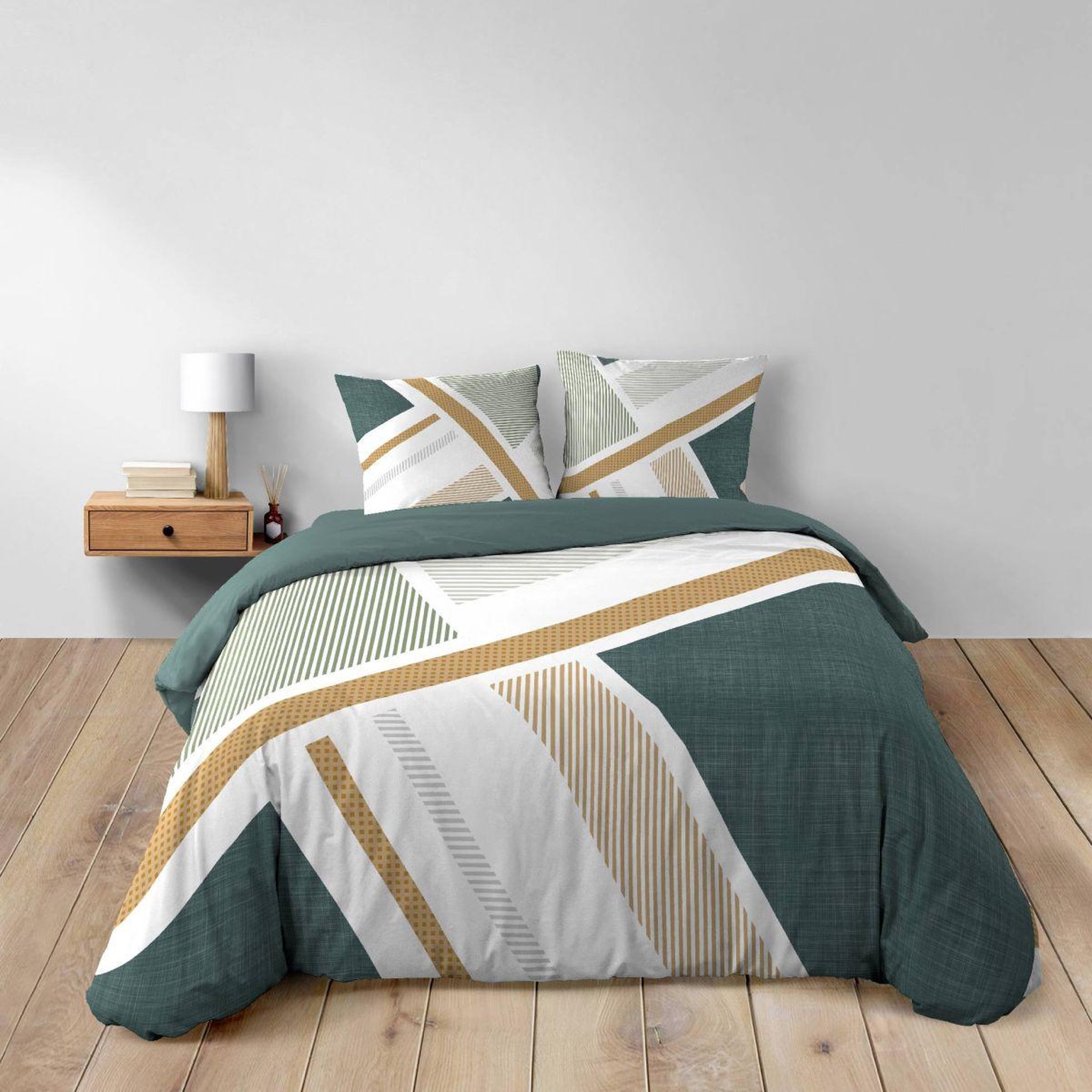 Voir la diapositive 5 : Douceur d'Intérieur Parure de lit 3 pièces  zephyr  240x220cm vert