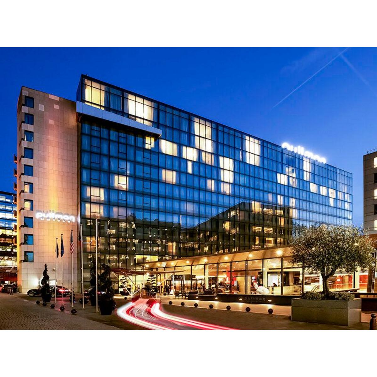 Smartbox 2 jours à Paris Bercy dans un hôtel Pullman 4* avec accès à l'espace fitness et sauna - Coffret Cadeau Séjour