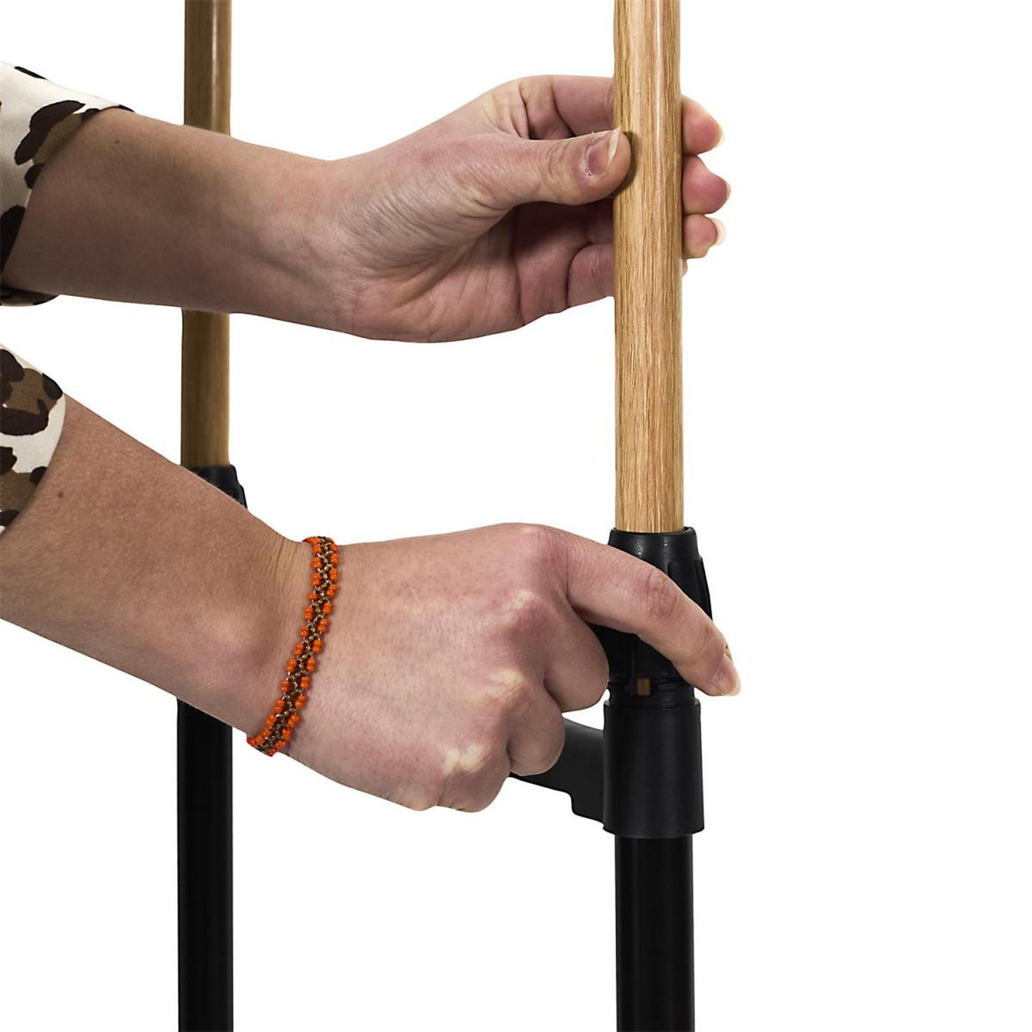 Voir la diapositive 4 : Je cherche une idee Portant à vêtements double ajustable  effet bois  160cm noir