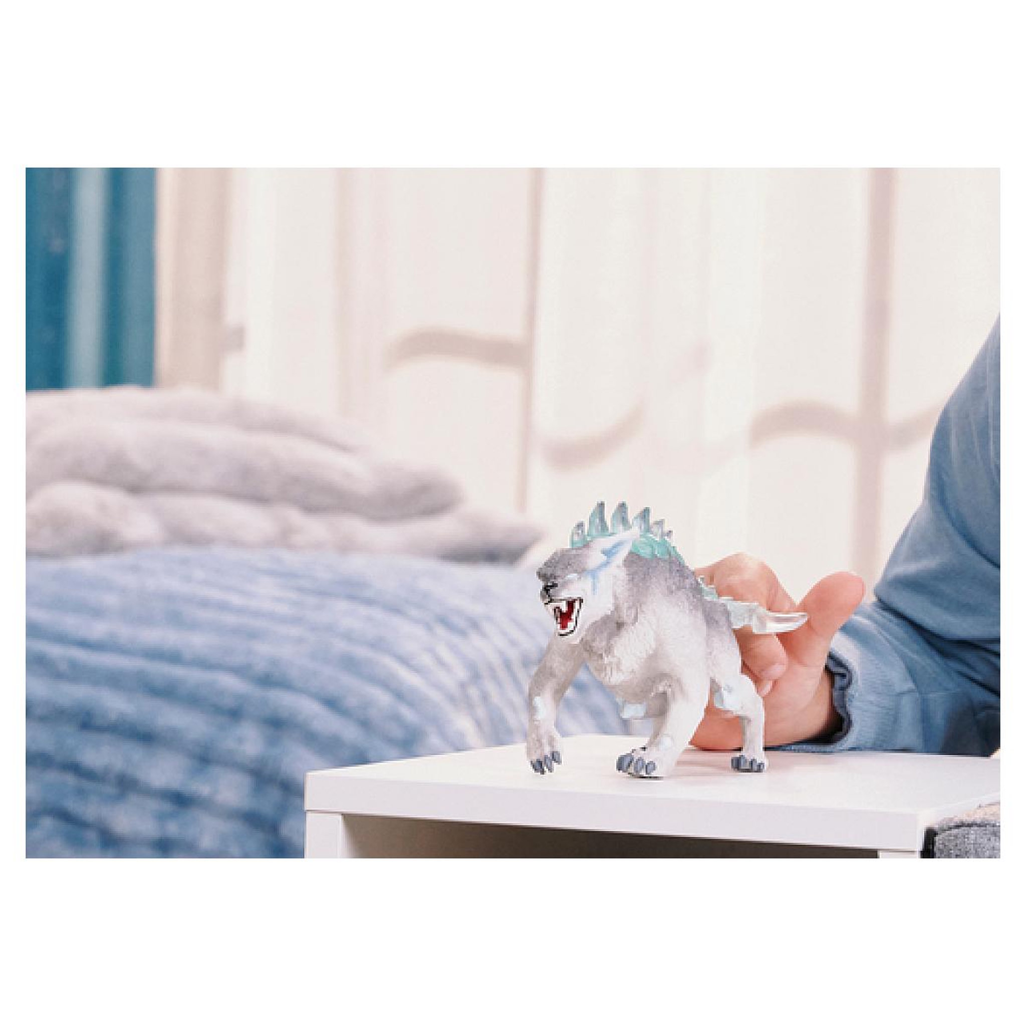 Voir la diapositive 2 : Schleich 70856 FIgurine Lynx de Glace