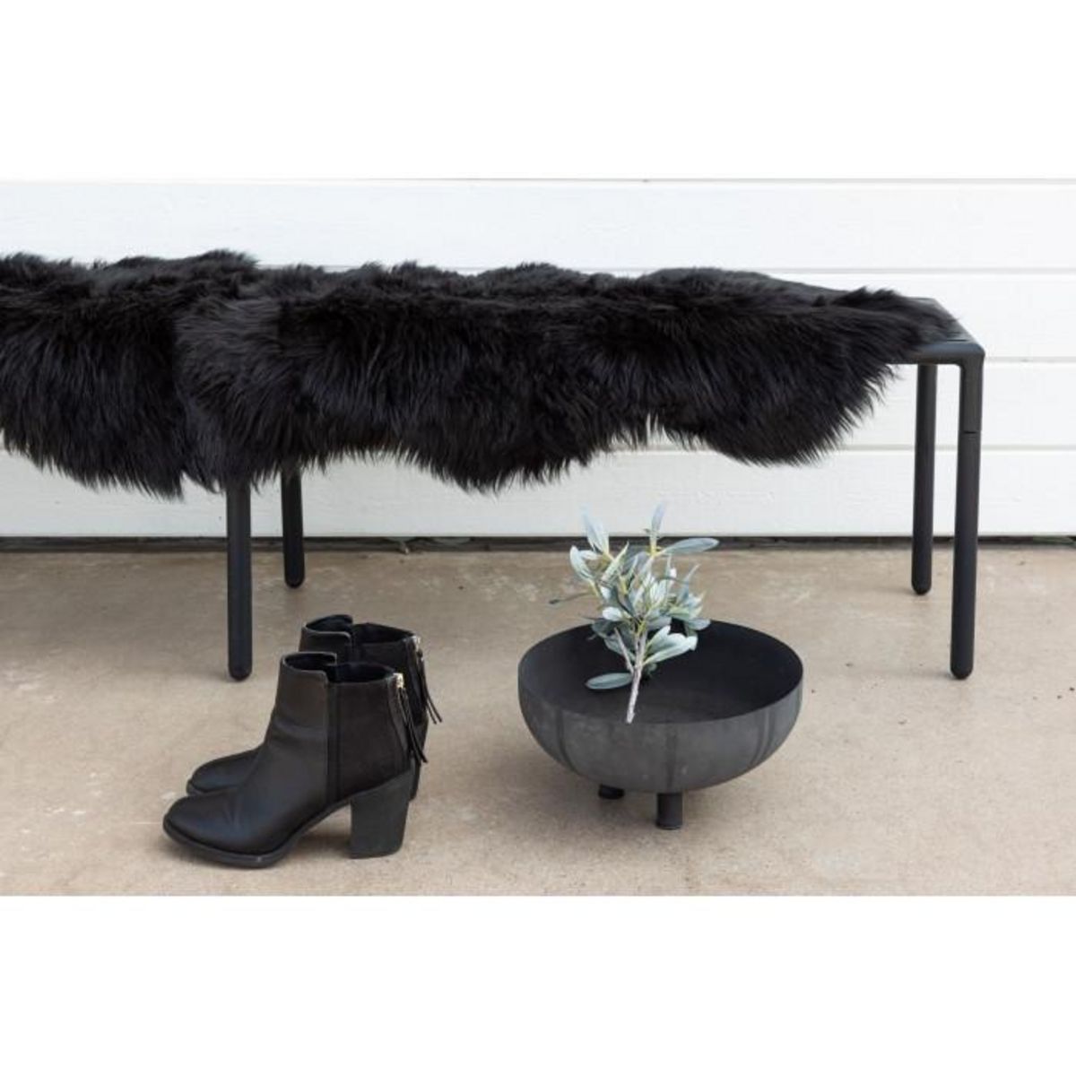 Paris Prix Tapis Imitation Fourrure  Katy  55x180cm Noir