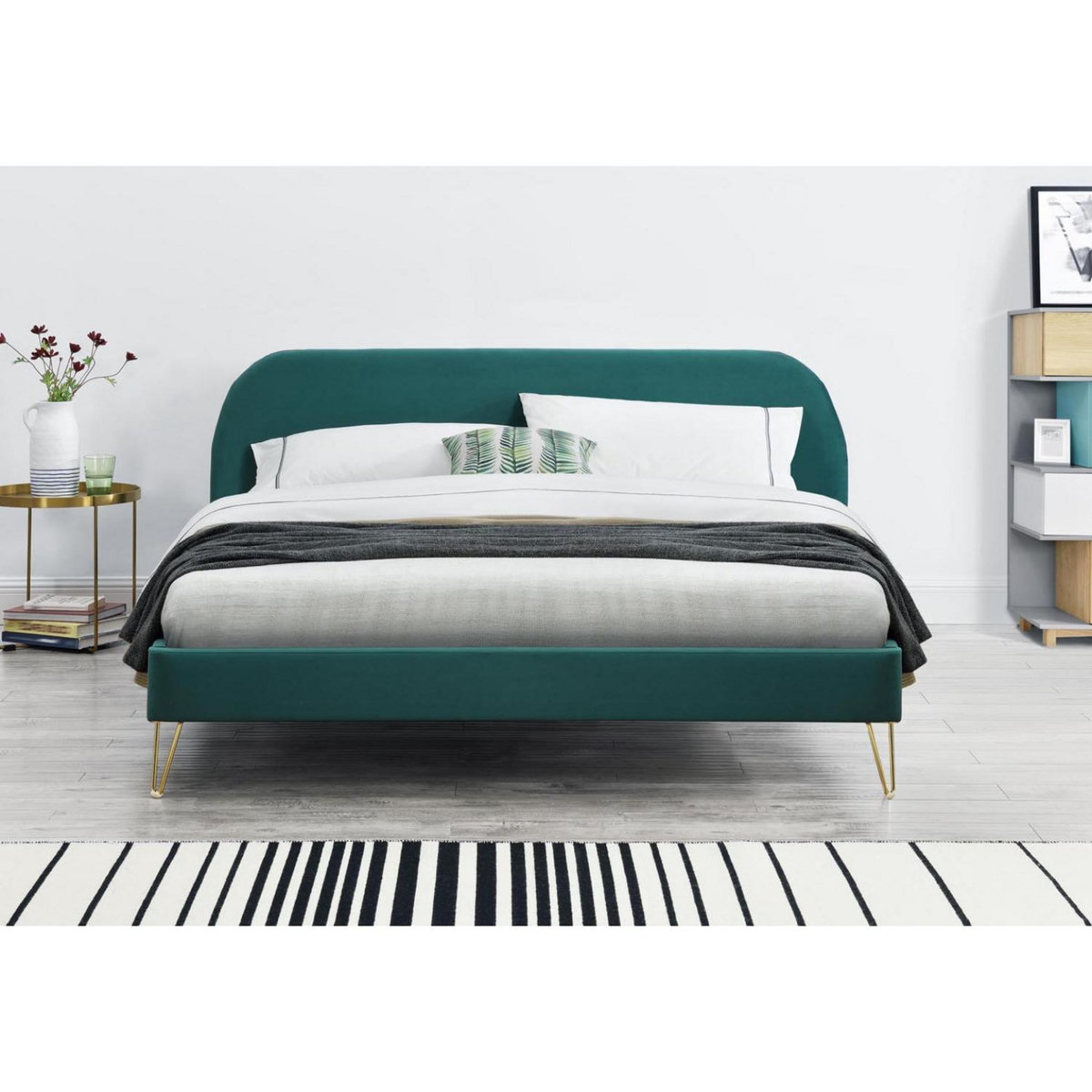 CONCEPT USINE Structure de lit 160 x 200 cm en velours et laiton vert PHOENIX
