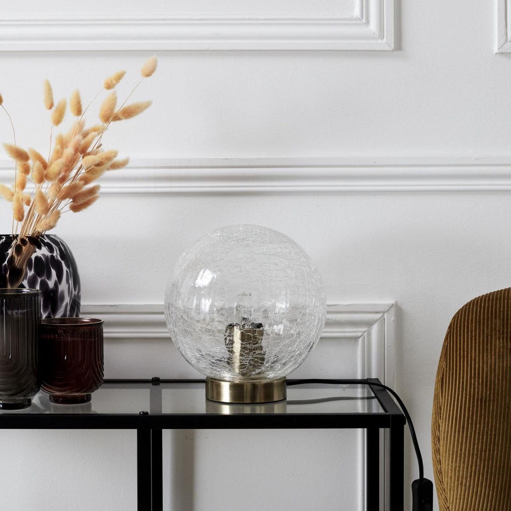 Voir la diapositive 4 : The Home Deco Factory Lampe à poser boule  lounge  22cm transparent