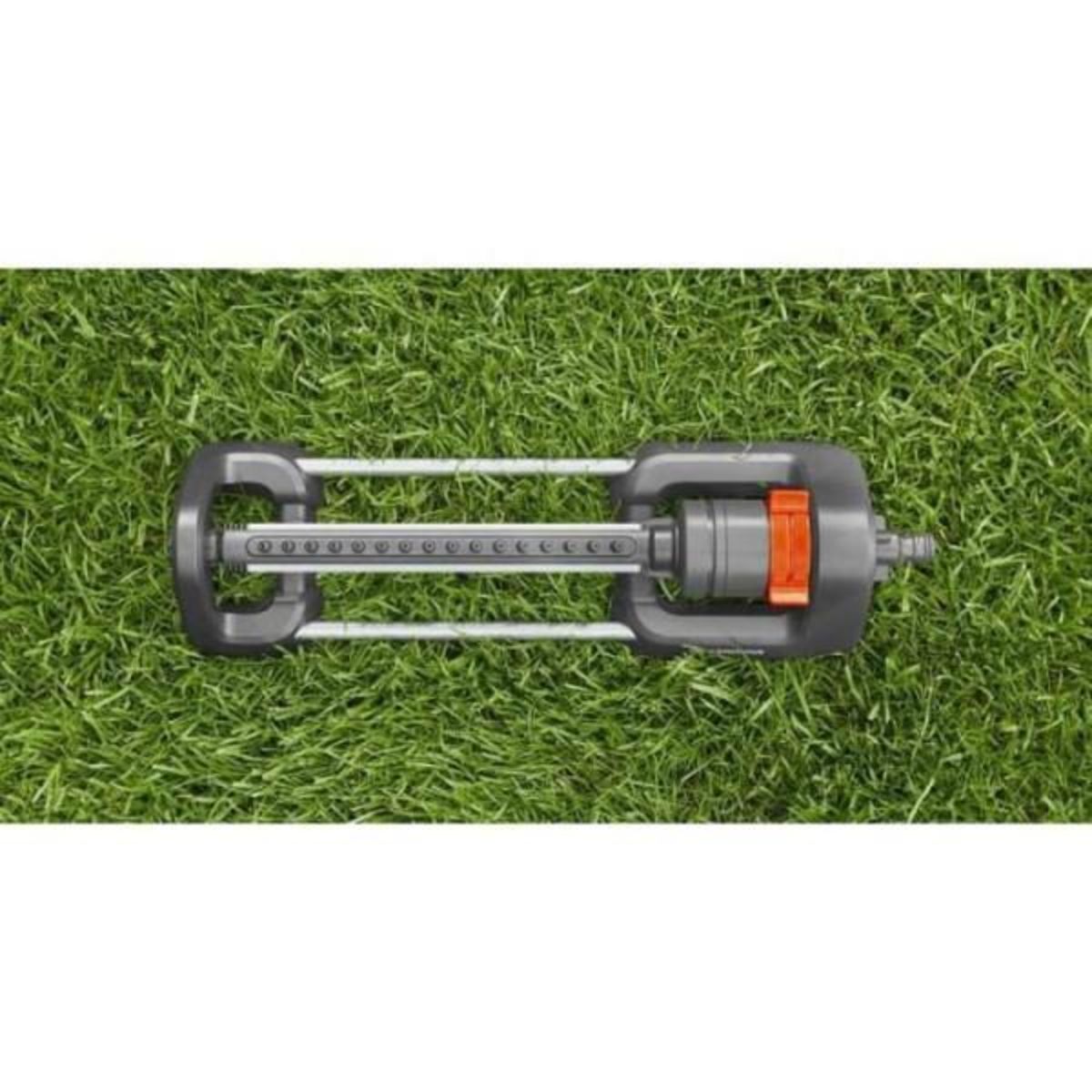 Gardena Arroseur  oscillant GARDENA Aqua L - Surface 280m² - Portée 18m max - Résistant UV et gel - Garantie 5 ans