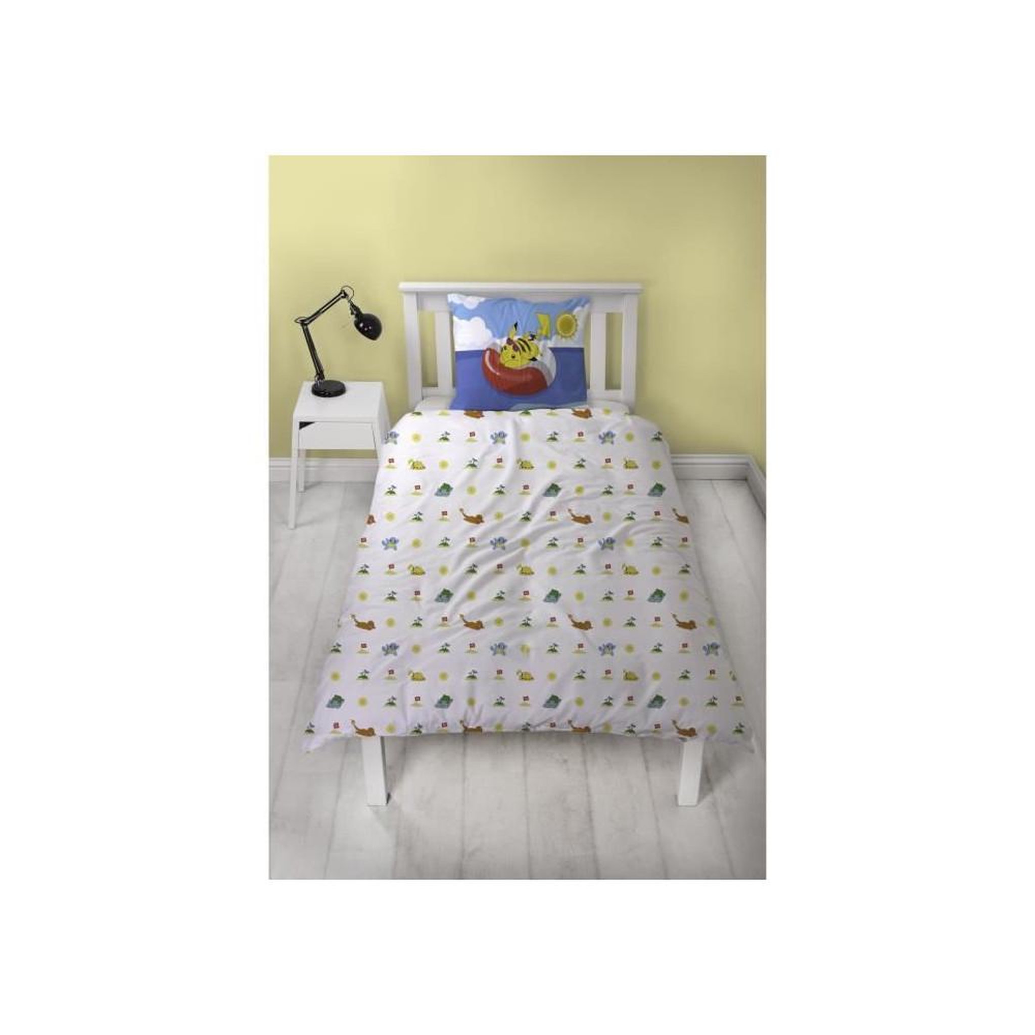 Voir la diapositive 4 : Pokemon Parure de lit - POKEMON - Pikachu a la plage - Microfibre - 1 housse de couette 140 x 200 cm + 1 taie 63 x 63 cm