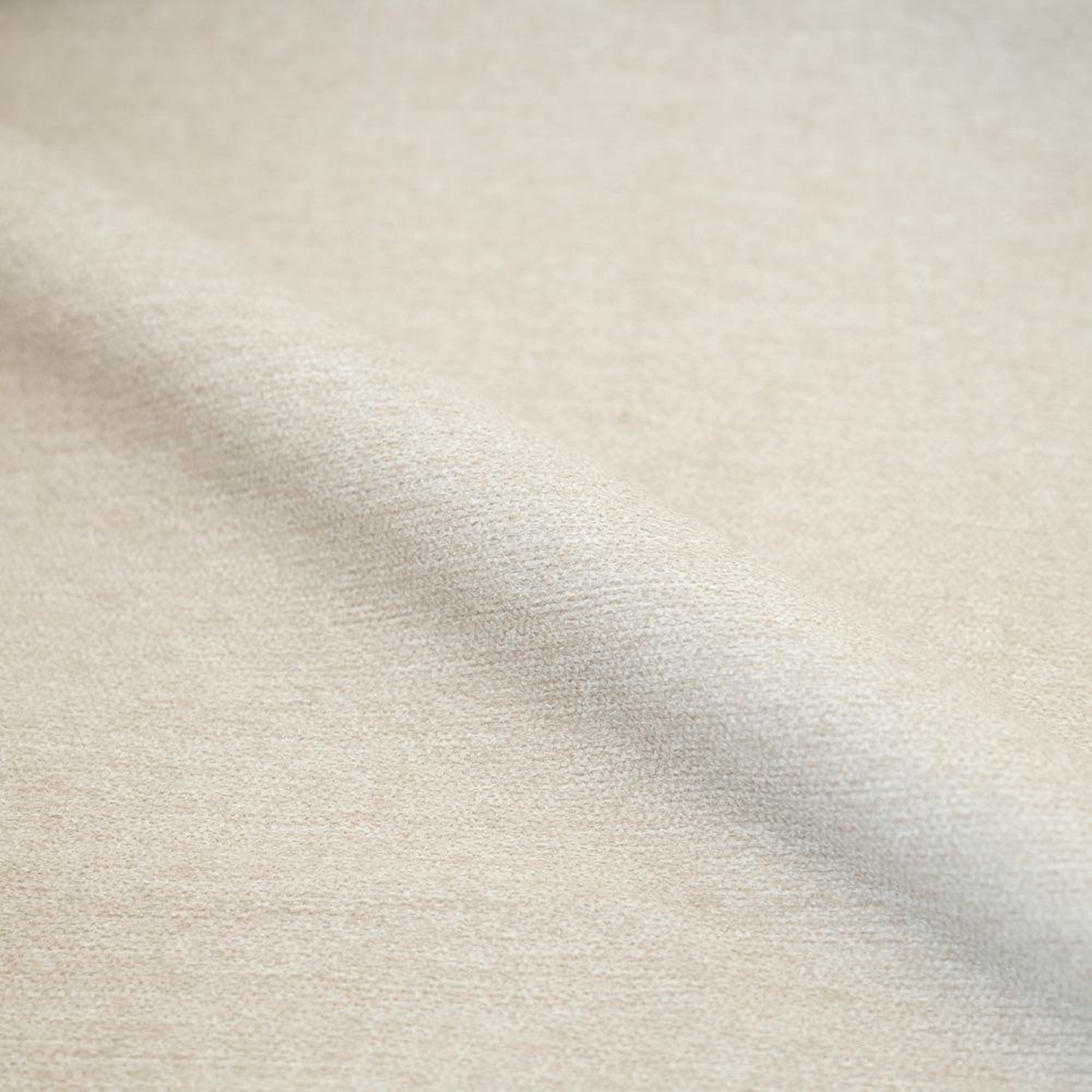 Voir la diapositive 3 : MAISON PAVANE Lot de 2 chaises pour ilot central 64,5 cm en tissu beige-Yuna