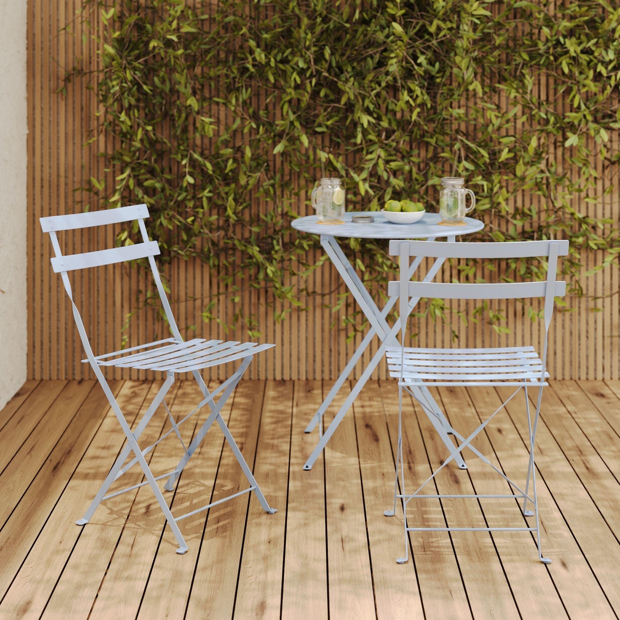 Voir la diapositive 2 : MAISON PAVANE Lot de 2 chaises de jardin en métal bleu pastel, pliantes-kayla