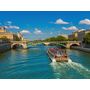 Voir la diapositive 2 : Smartbox City-tour de Paris, croisière sur la Seine et visite de la tour Eiffel et du Louvre - Coffret Cadeau Multi-thèmes