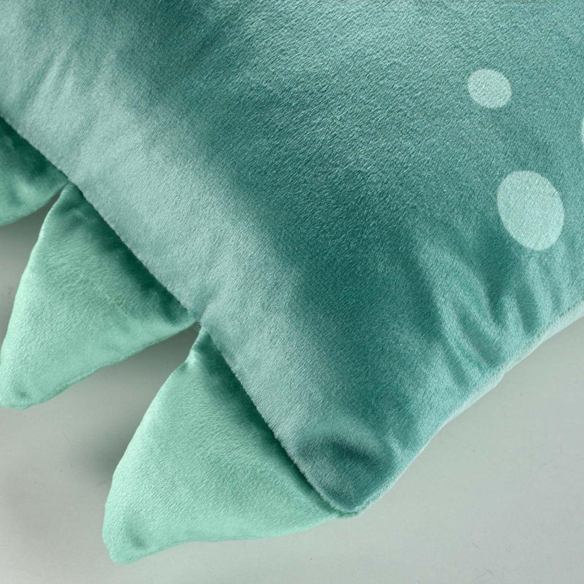 Voir la diapositive 3 : Douceur d'Intérieur Coussin déco enfant en velours  dina  40x40cm vert