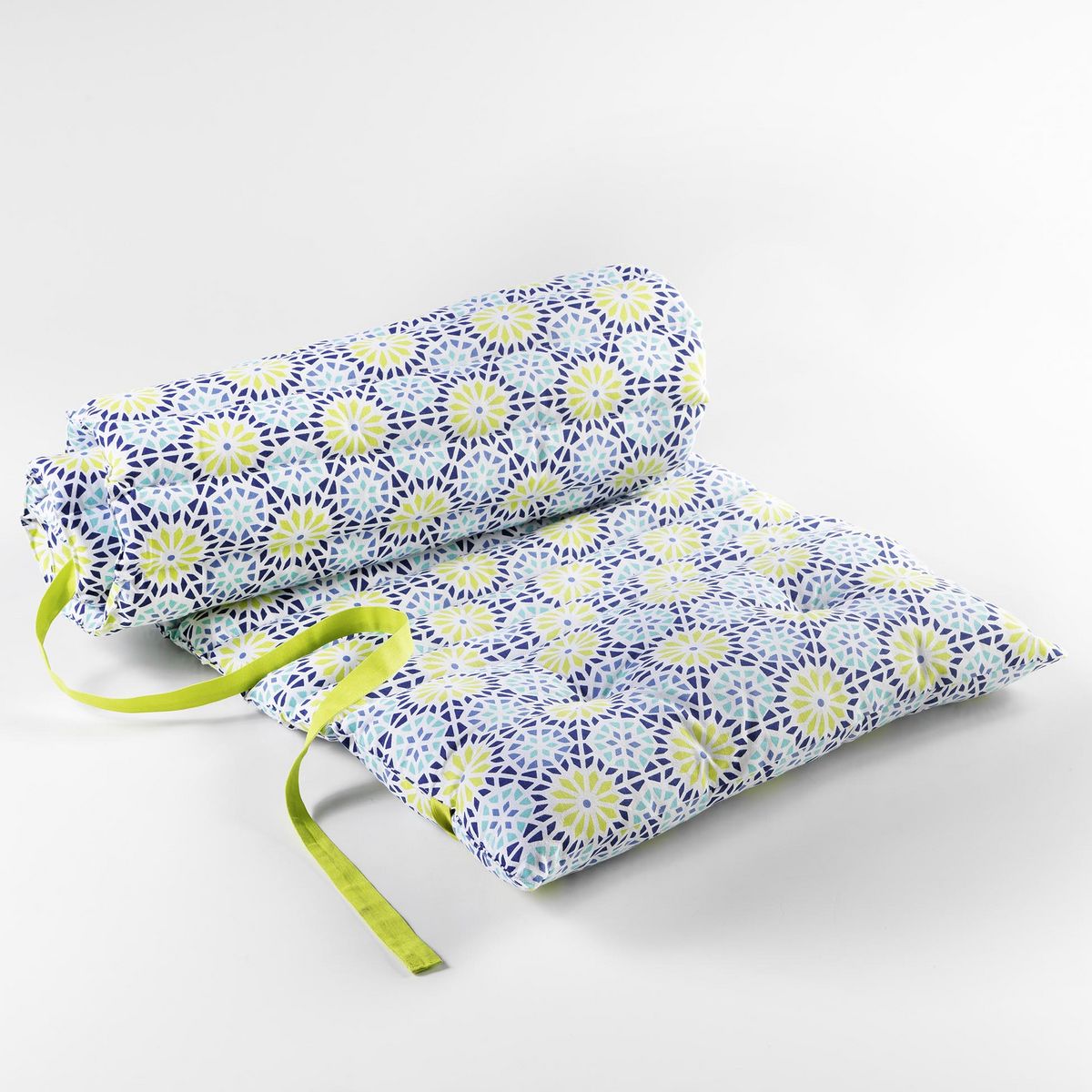 Coussin bain de soleil pour extérieur motifs fleurs kaléidoscope