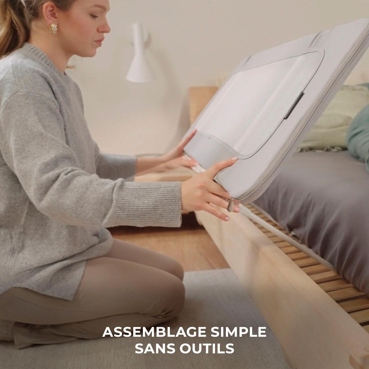 KINDERKRAFT Barrière de lit enfant pliable sécurisée