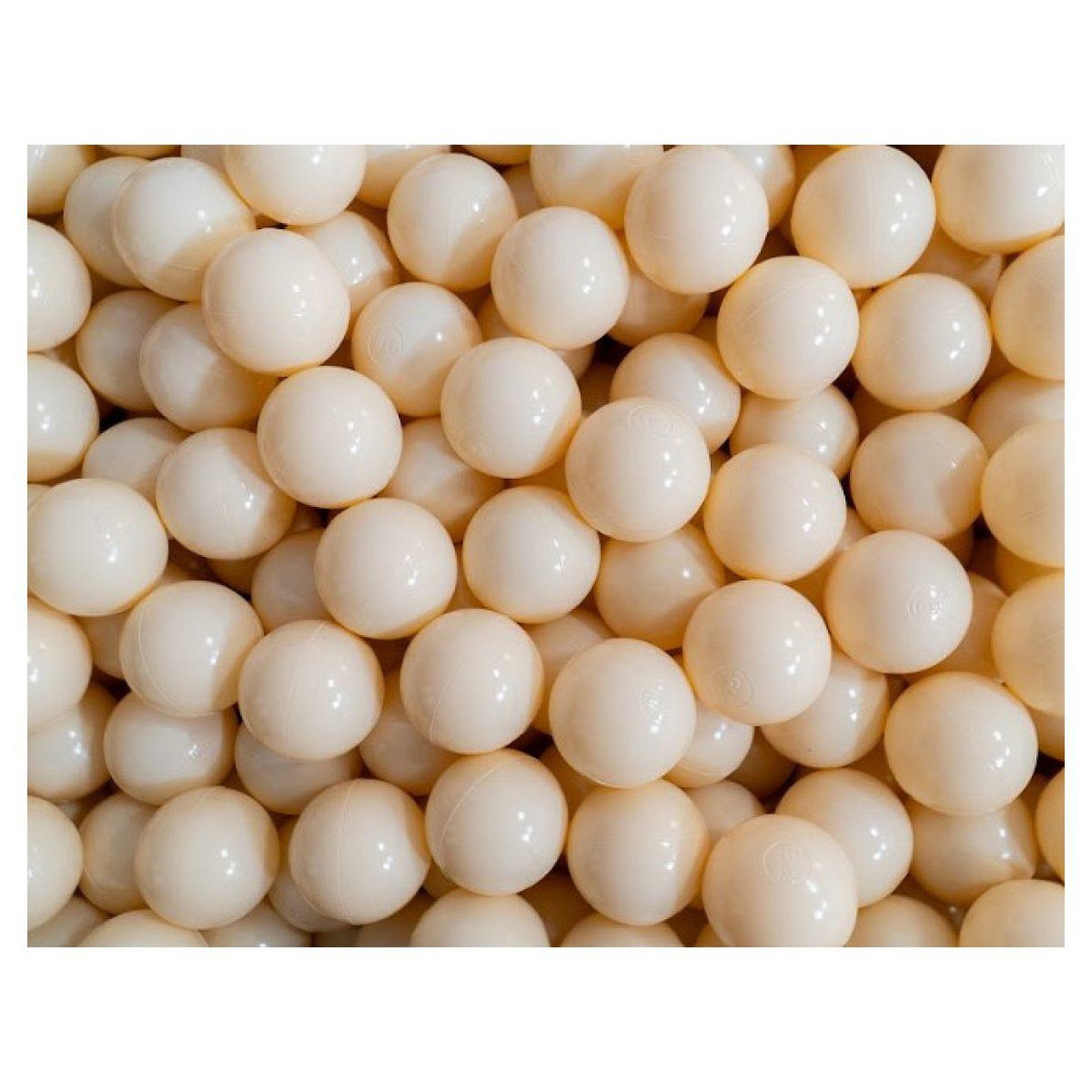 Voir la diapositive 2 : IGLU 500 balles de jeu en mousse beige