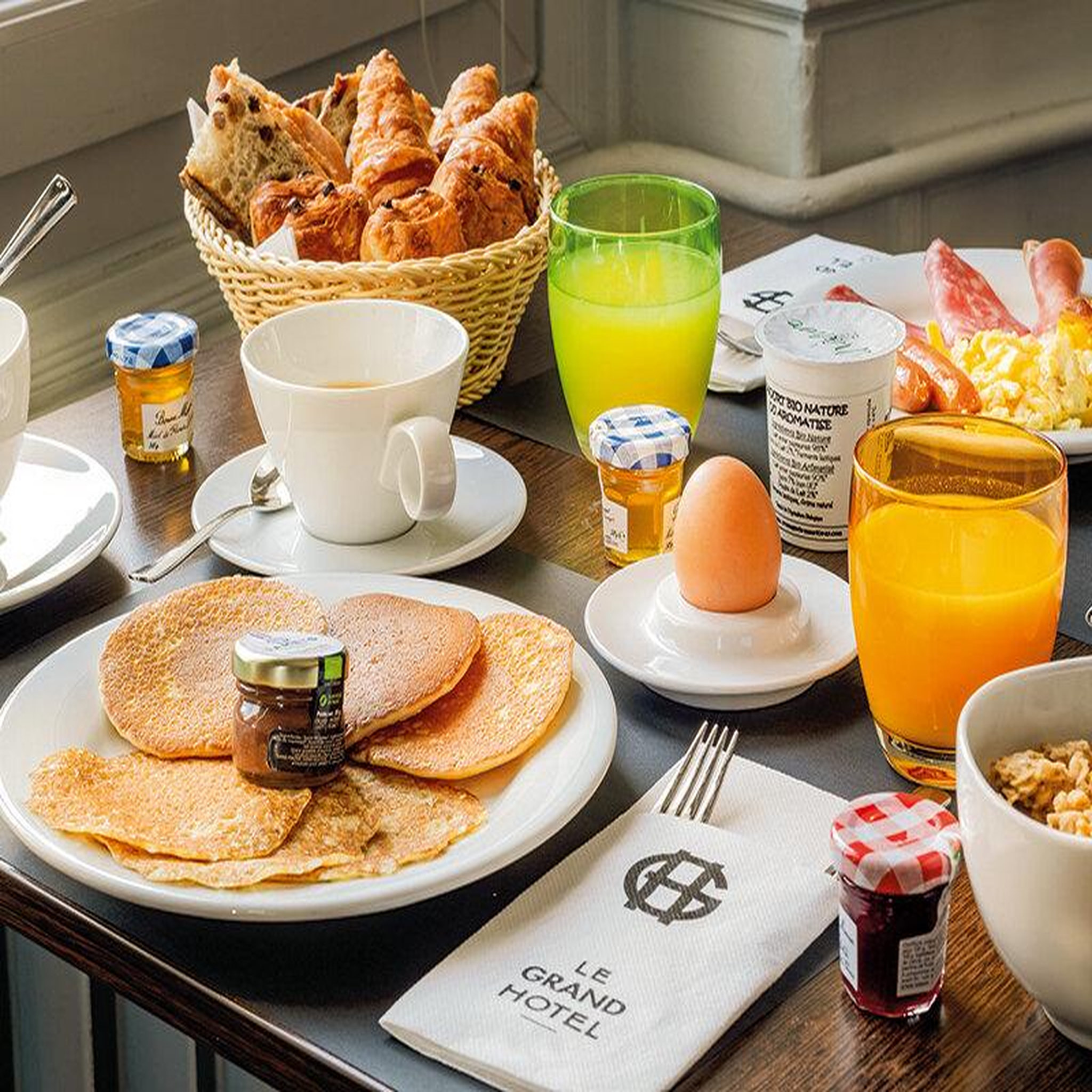 Voir la diapositive 4 : Smartbox 2 jours avec dîner dans un superbe hôtel 4* au cœur de la ville de tours - coffret cadeau séjour
