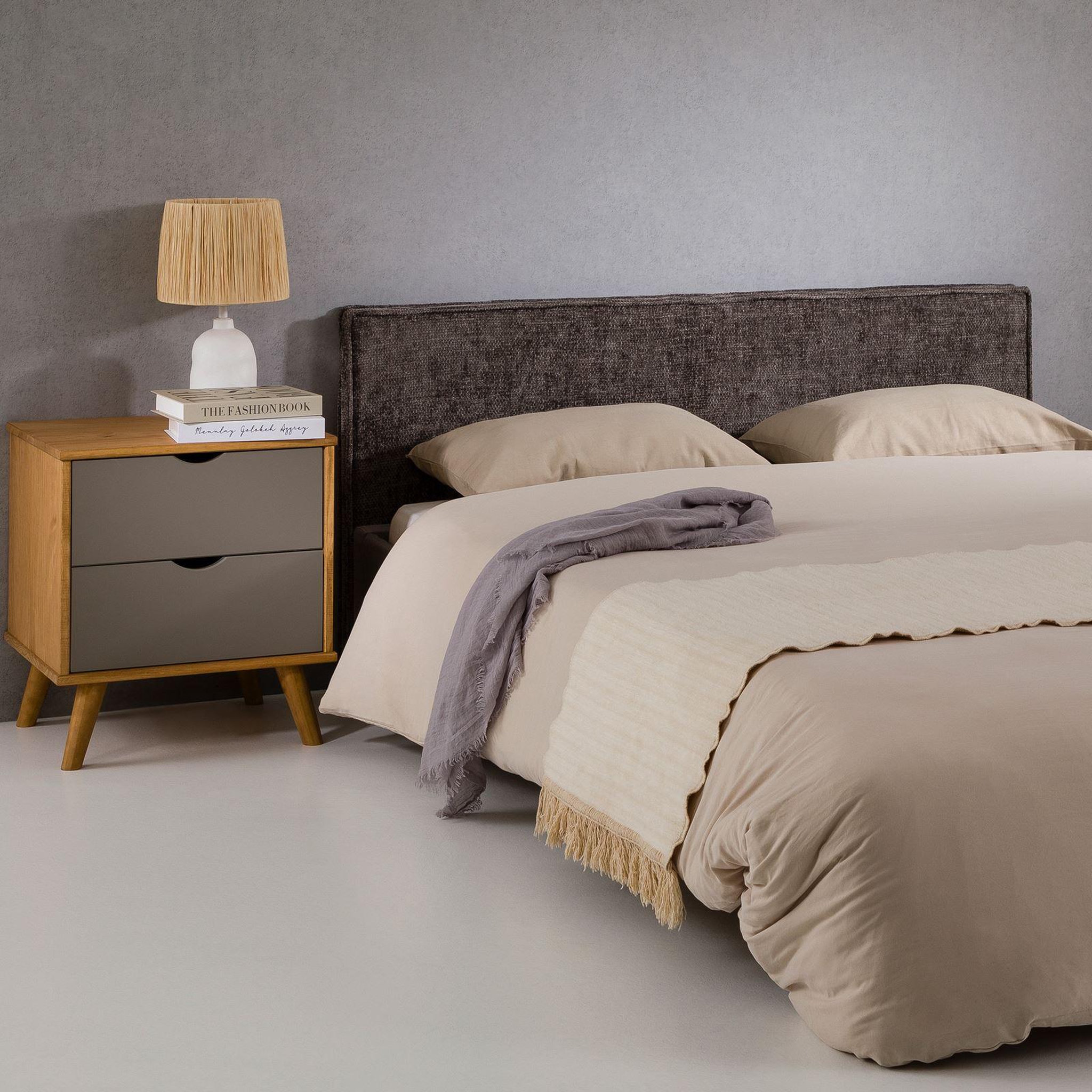 Voir la diapositive 2 : IDIMEX Tête de lit elowa 160 sur pieds, en tissu
