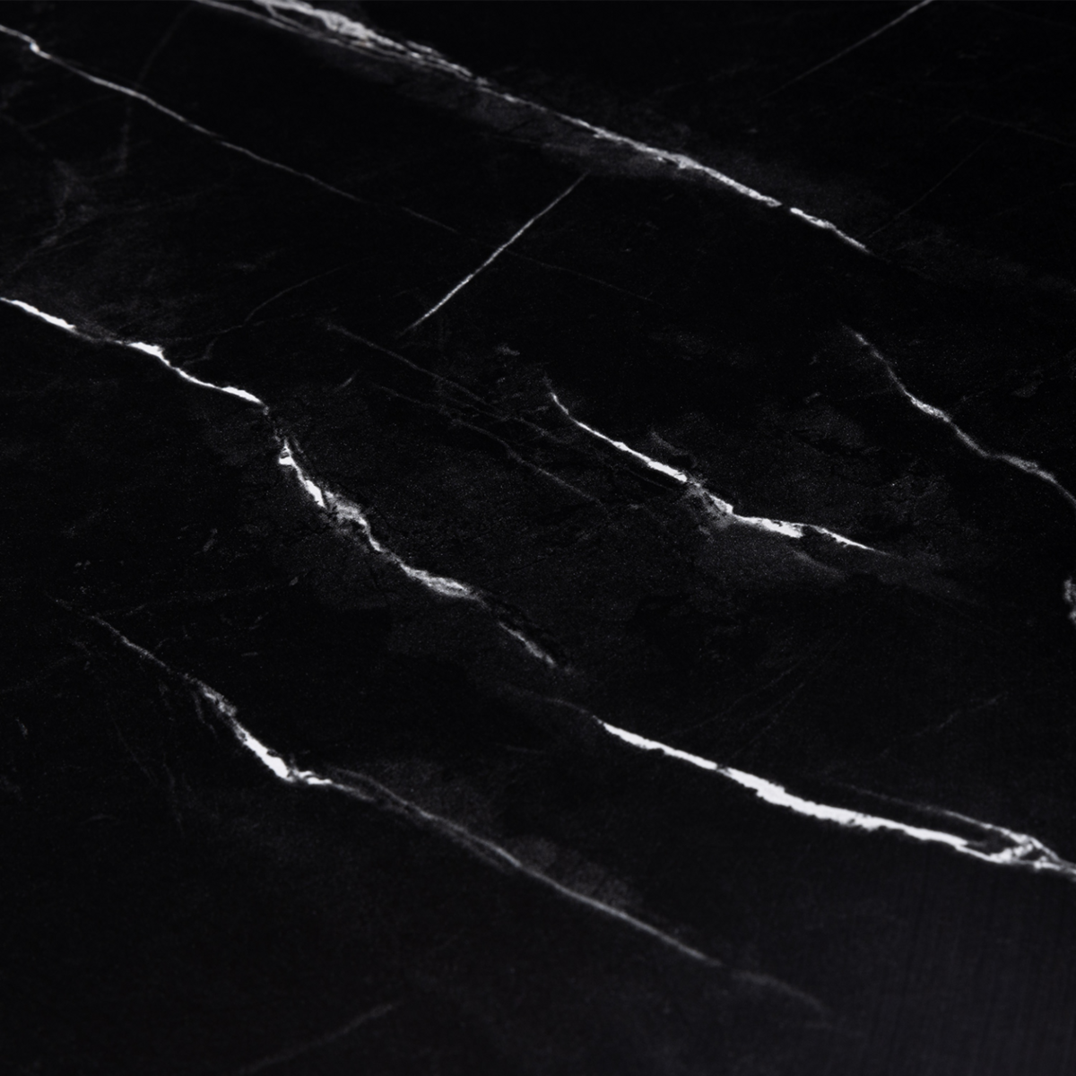 ID MARKET Table à manger ronde ALIX 6 personnes pied araignée noir et plateau effet marbre noir ALASKA 110 cm