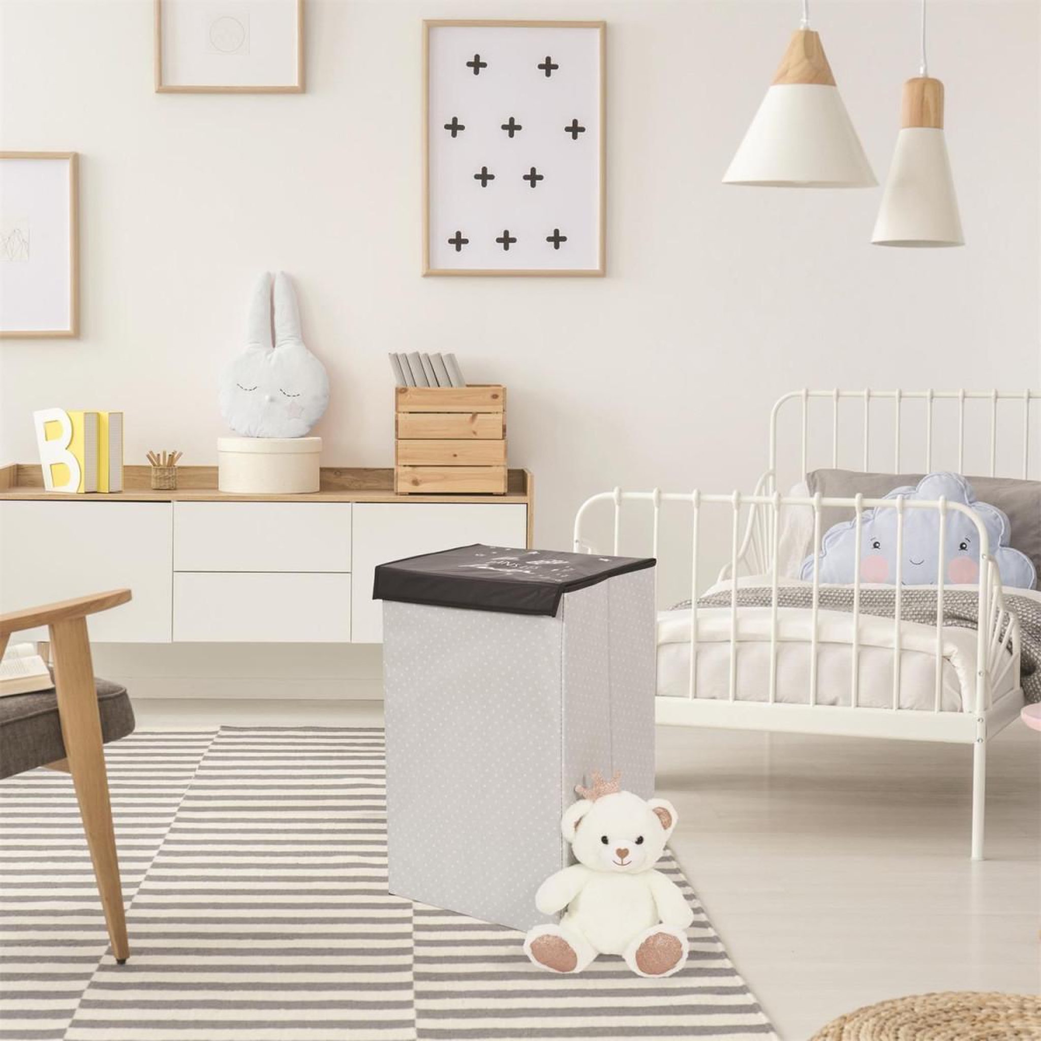 Voir la diapositive 5 : HOME DECO KIDS Panier à linge pliable  garçon  58cm noir & blanc