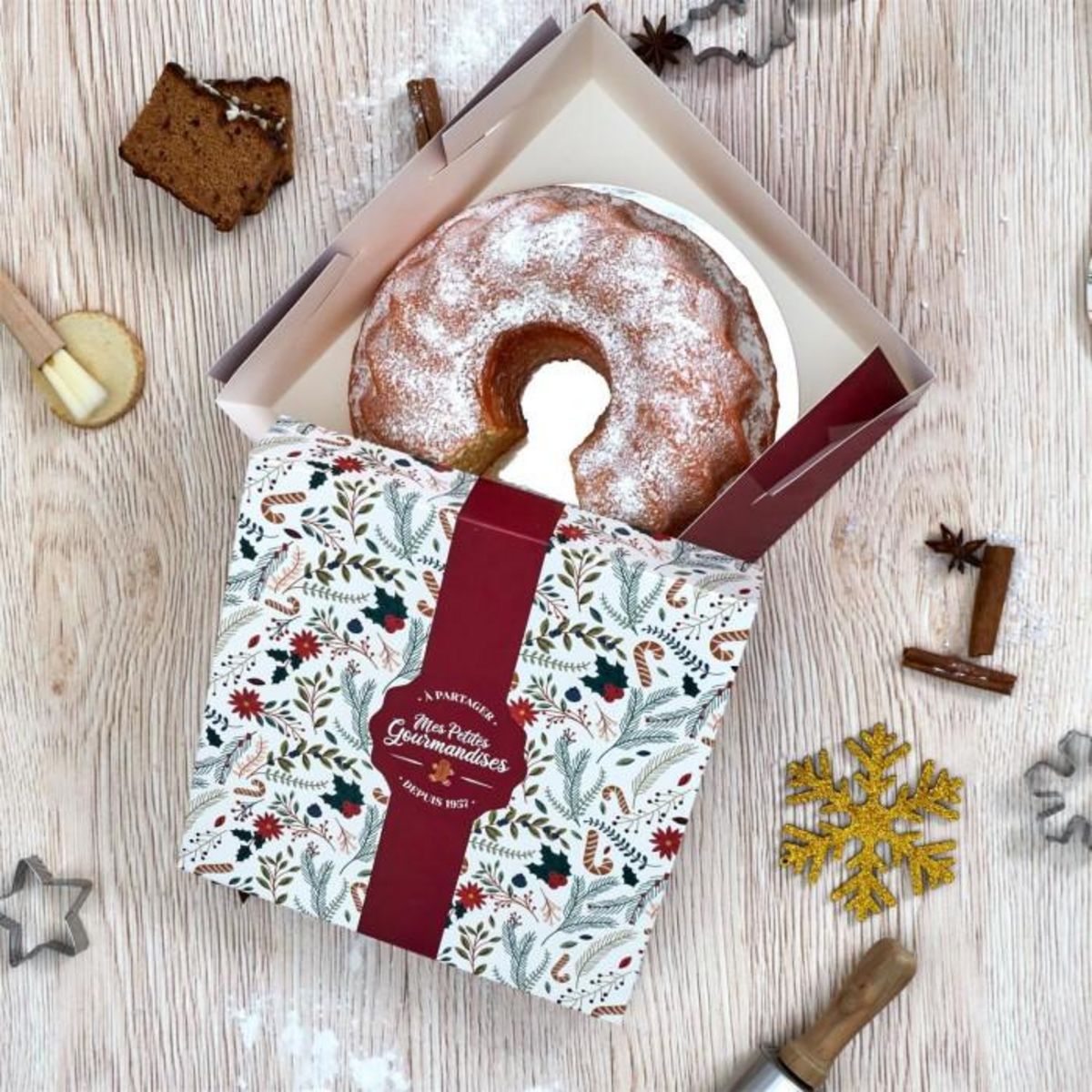 Paris Prix Boîte à Gâteau Imprimée  Noël  25cm Blanc & Rouge