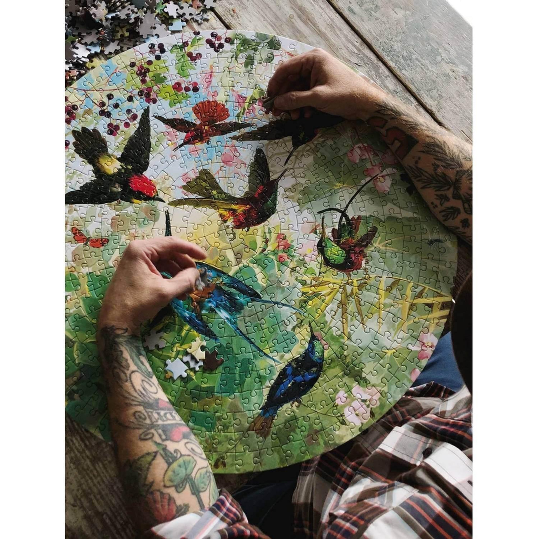 Voir la diapositive 2 : Eeboo Puzzle Eeboo Colibris Rond 500 pièces