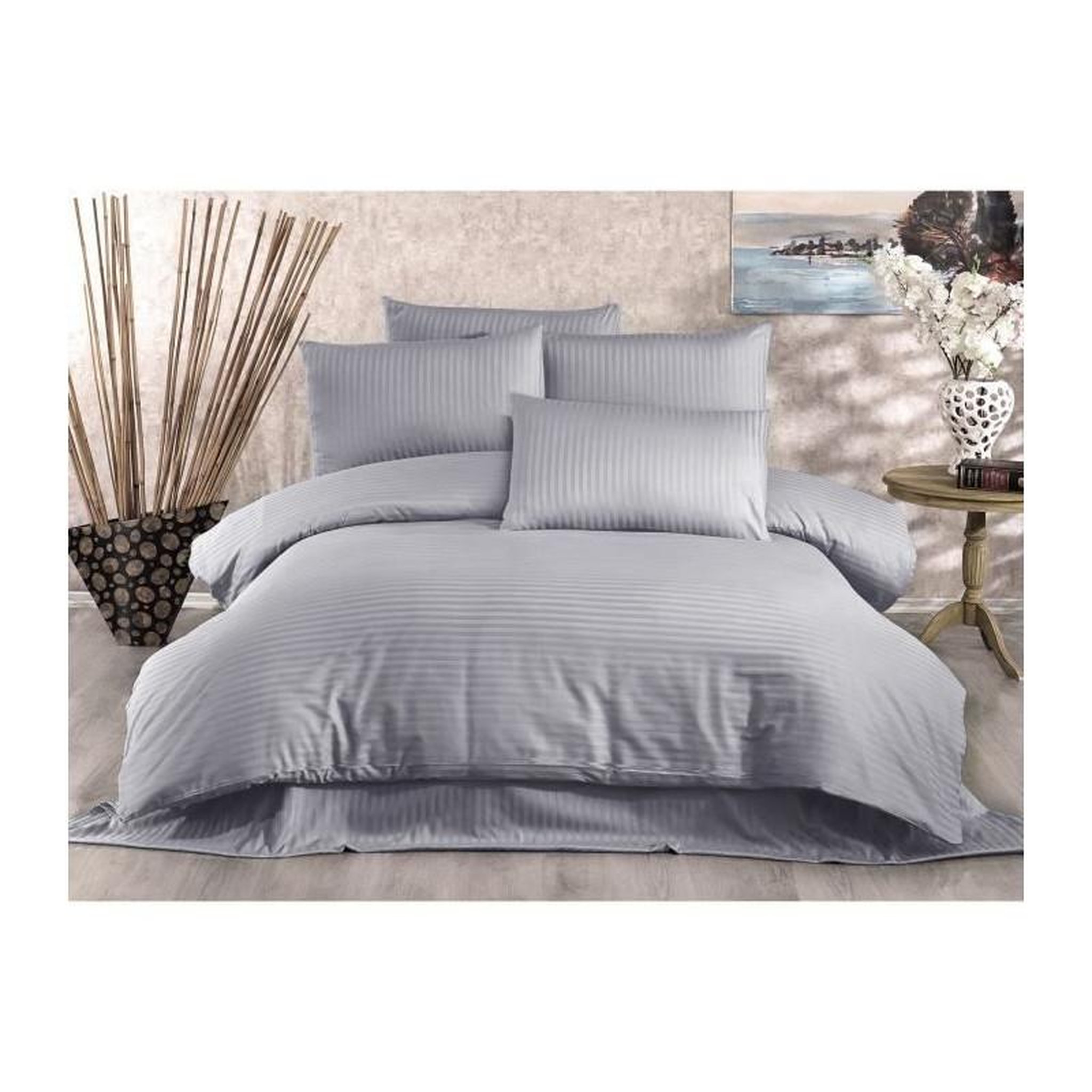 GENERIQUE Parure de lit - 1 housse de couette 220 x 240 cm + 2 taies d'oreiller 60 x 60 cm - 80% coton, 20% polyester - Gris