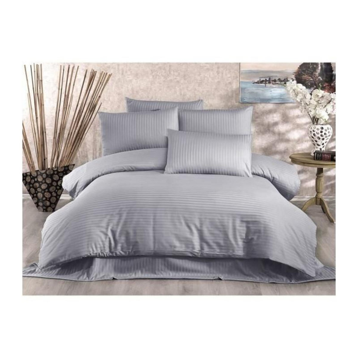 GENERIQUE Parure de lit - 1 housse de couette 220 x 240 cm + 2 taies d'oreiller 60 x 60 cm - 80% coton, 20% polyester - Gris