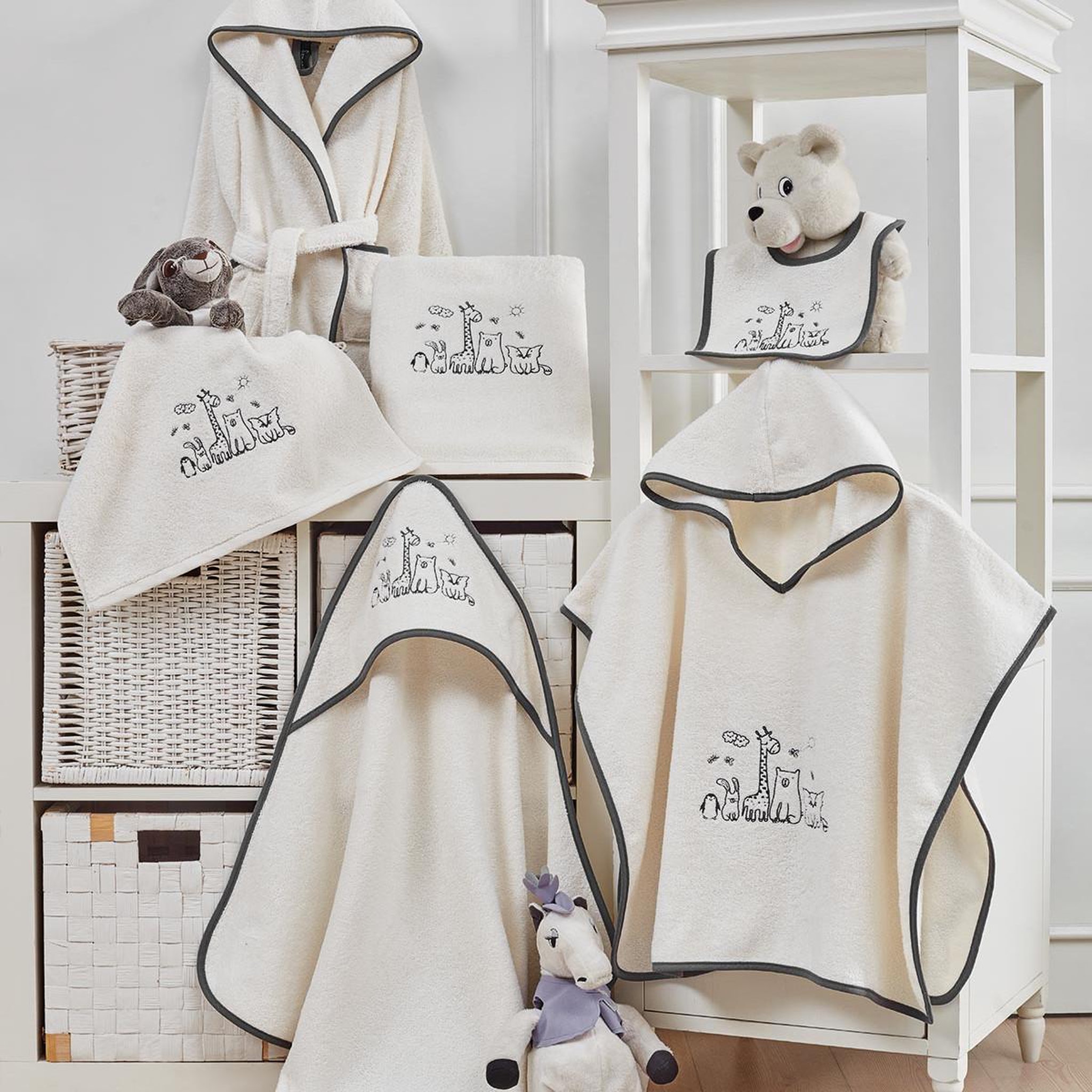Voir la diapositive 3 : Sensei Maison Ensemble enfant 1 serviette de toilette + 1 drap de bain BABY JUNGLE