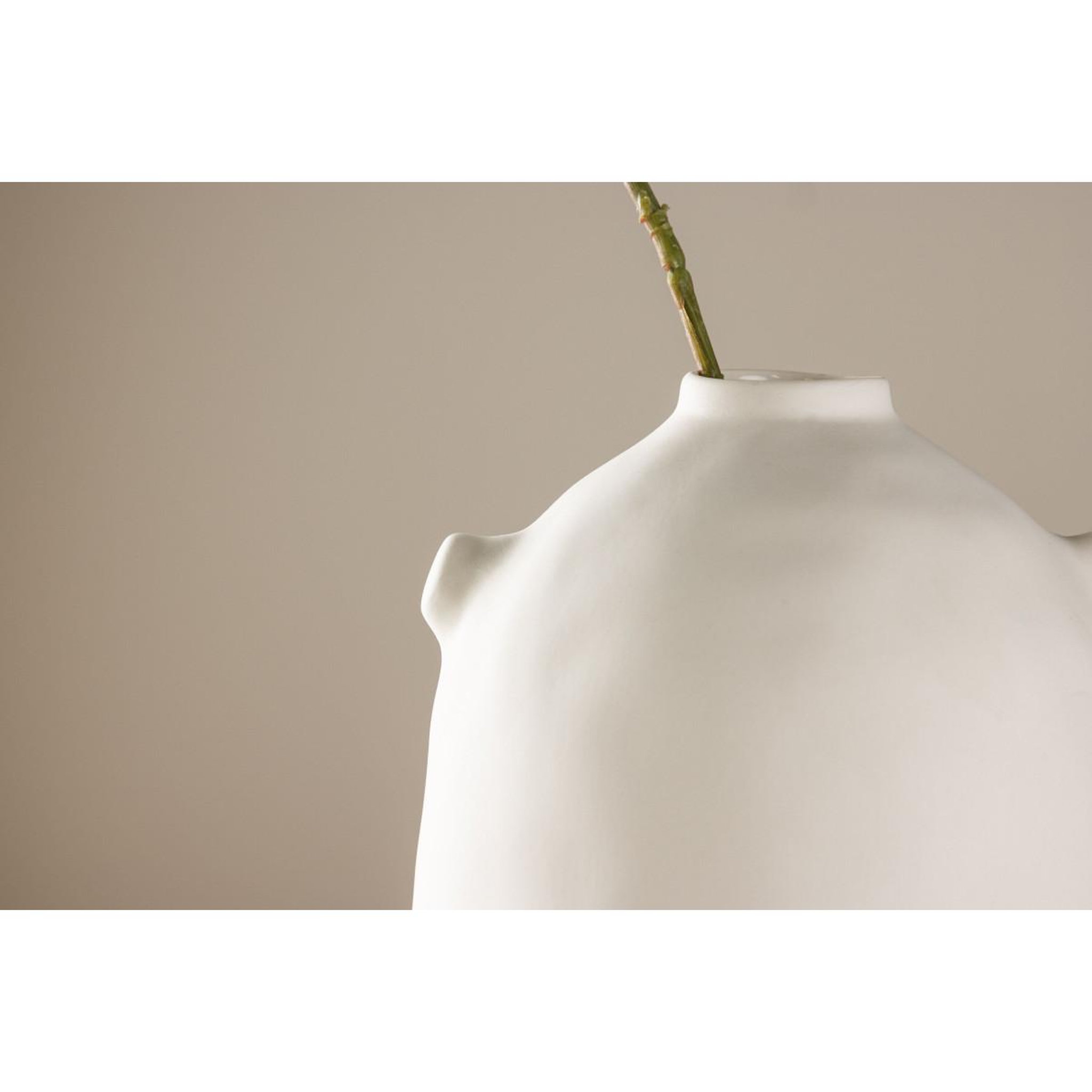 Voir la diapositive 5 : Paris Prix Vase déco en céramique  madi  28cm blanc cassé