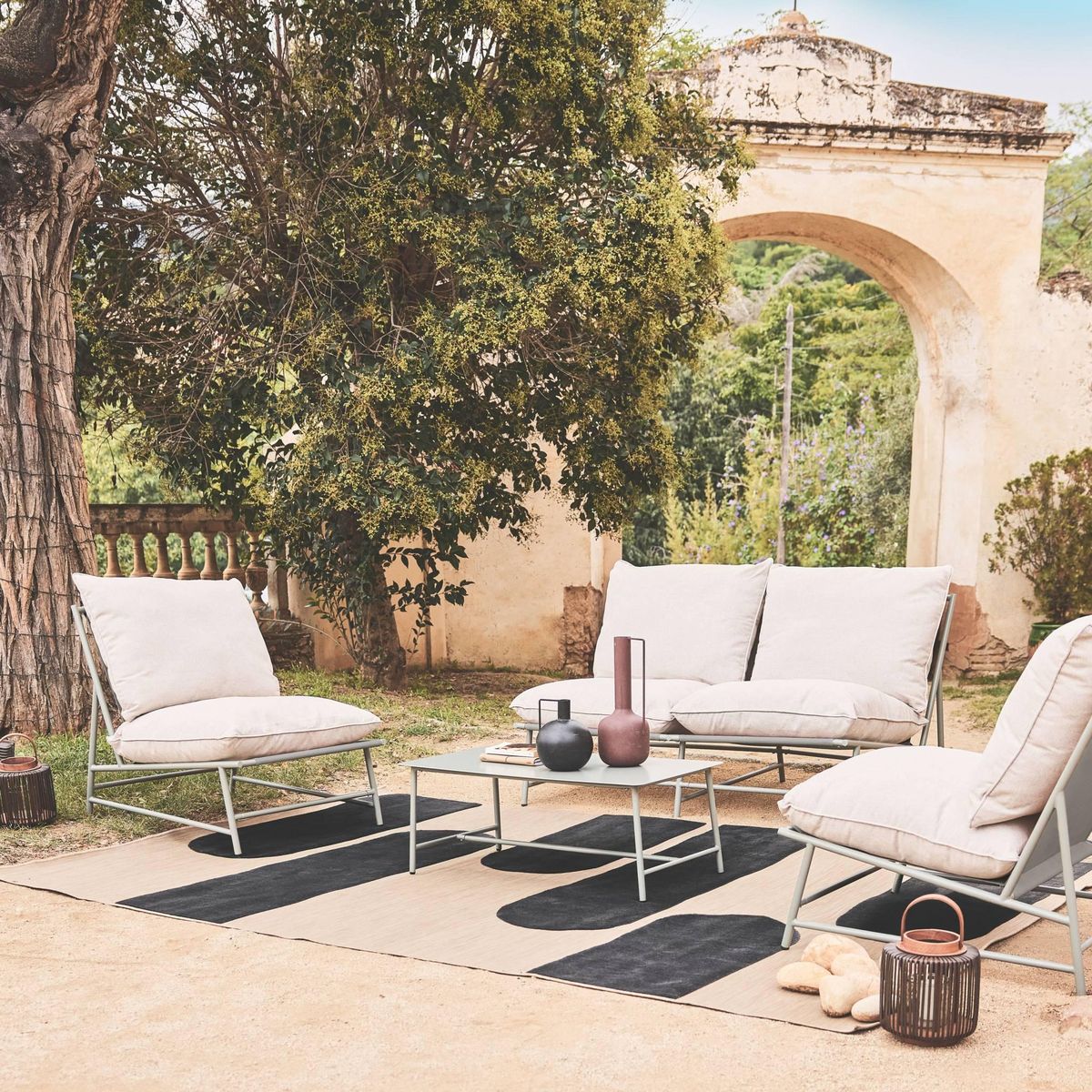 SWEEEK Salon de jardin en acier et textilène SOFIA, 4 places, table rectangulaire