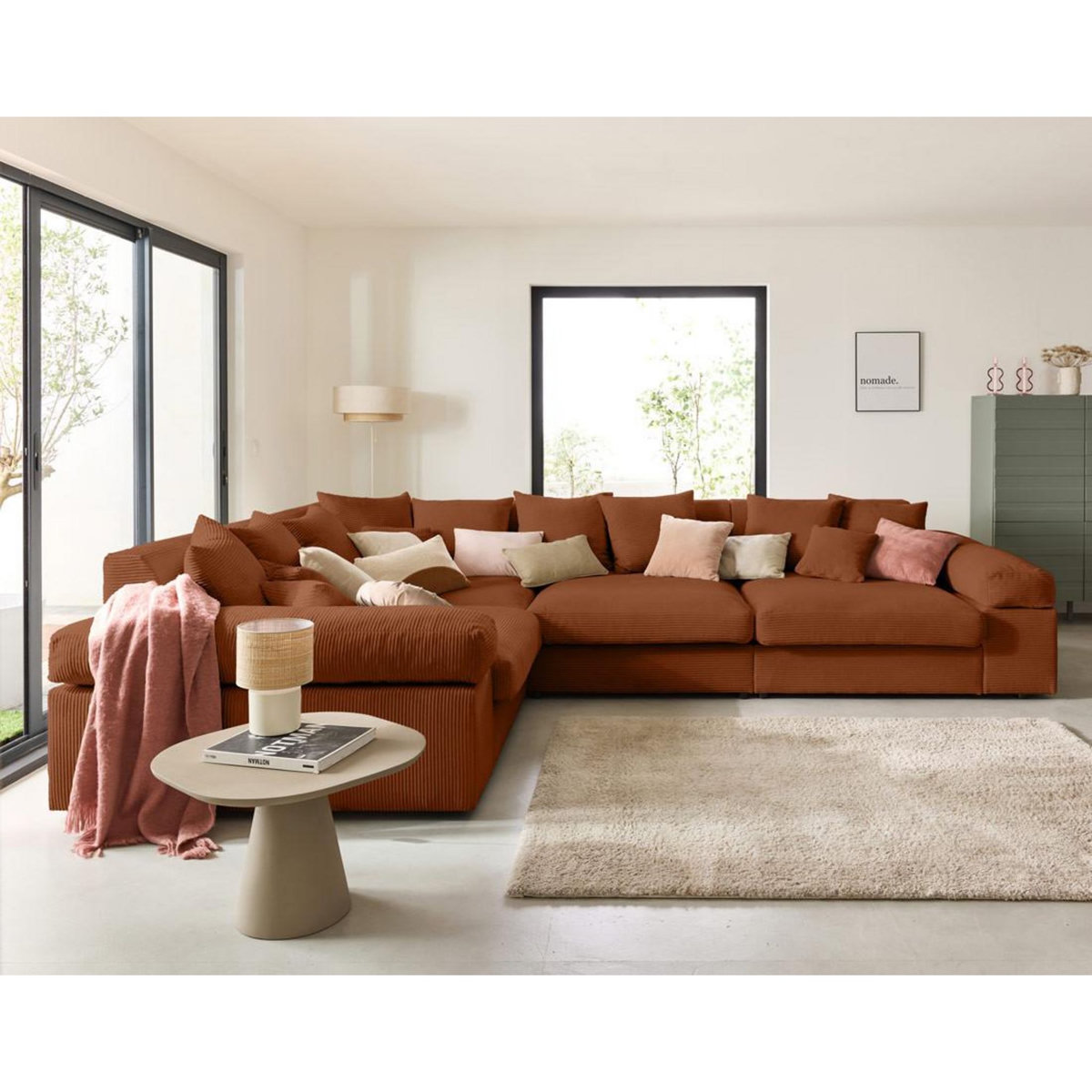 LISA DESIGN Aspen - canapé d'angle réversible 5 places - assise profonde - en velours côtelé