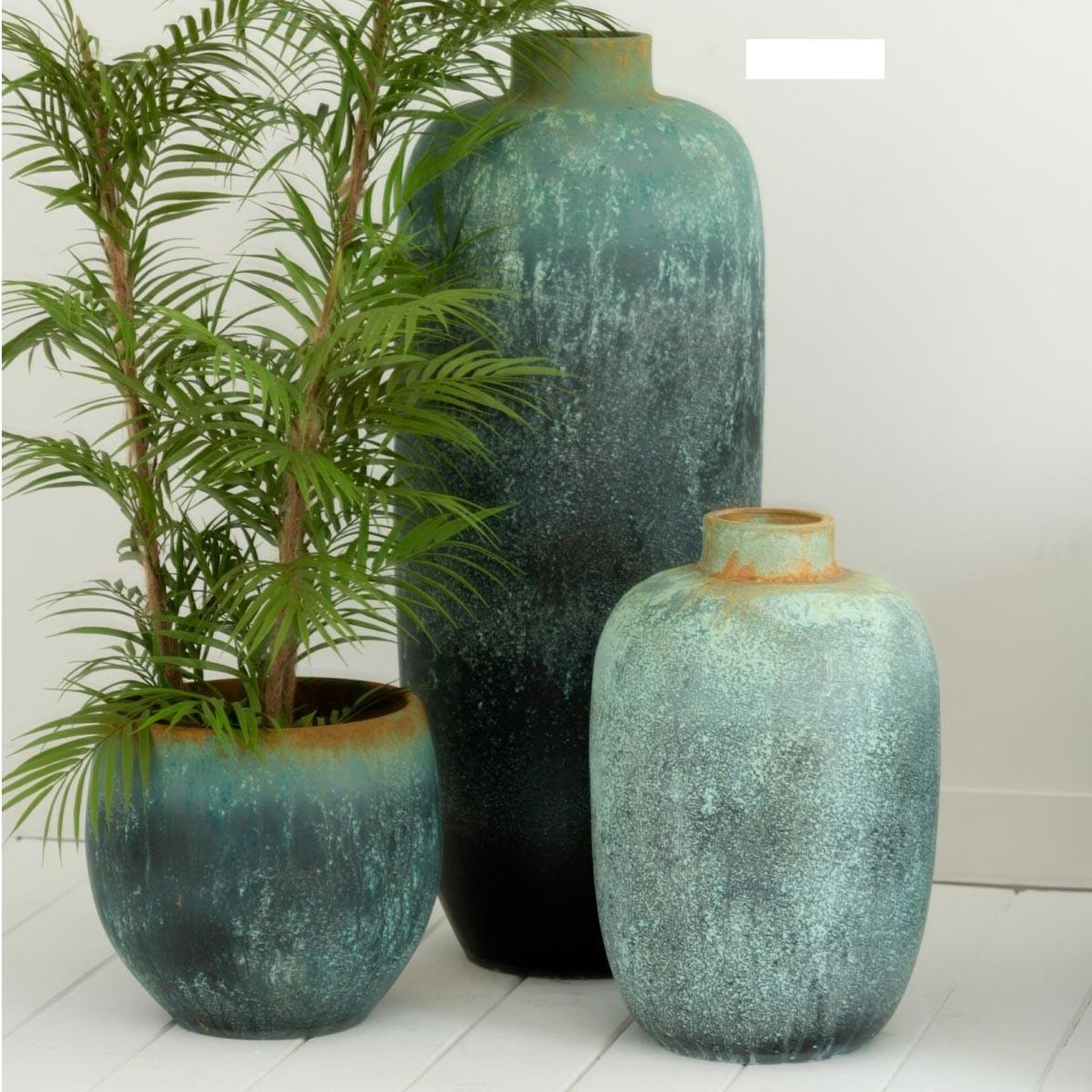 Voir la diapositive 2 : J-LINE Vase design en céramique  vintage  93cm bleu