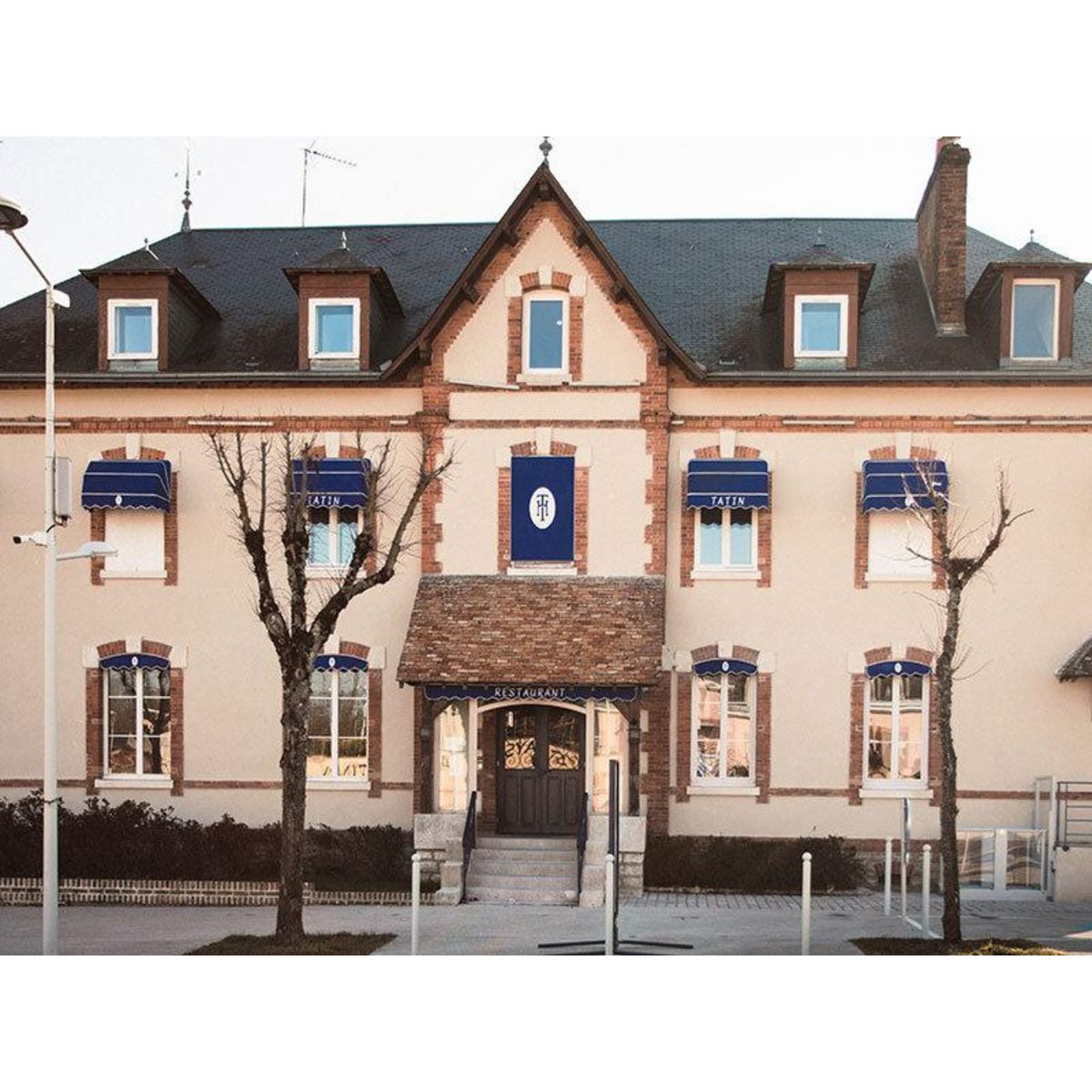 Smartbox Accès d'1h30 au spa de la Maison Tatin avec modelage de 50 min, en Sologne - Coffret Cadeau Bien-être