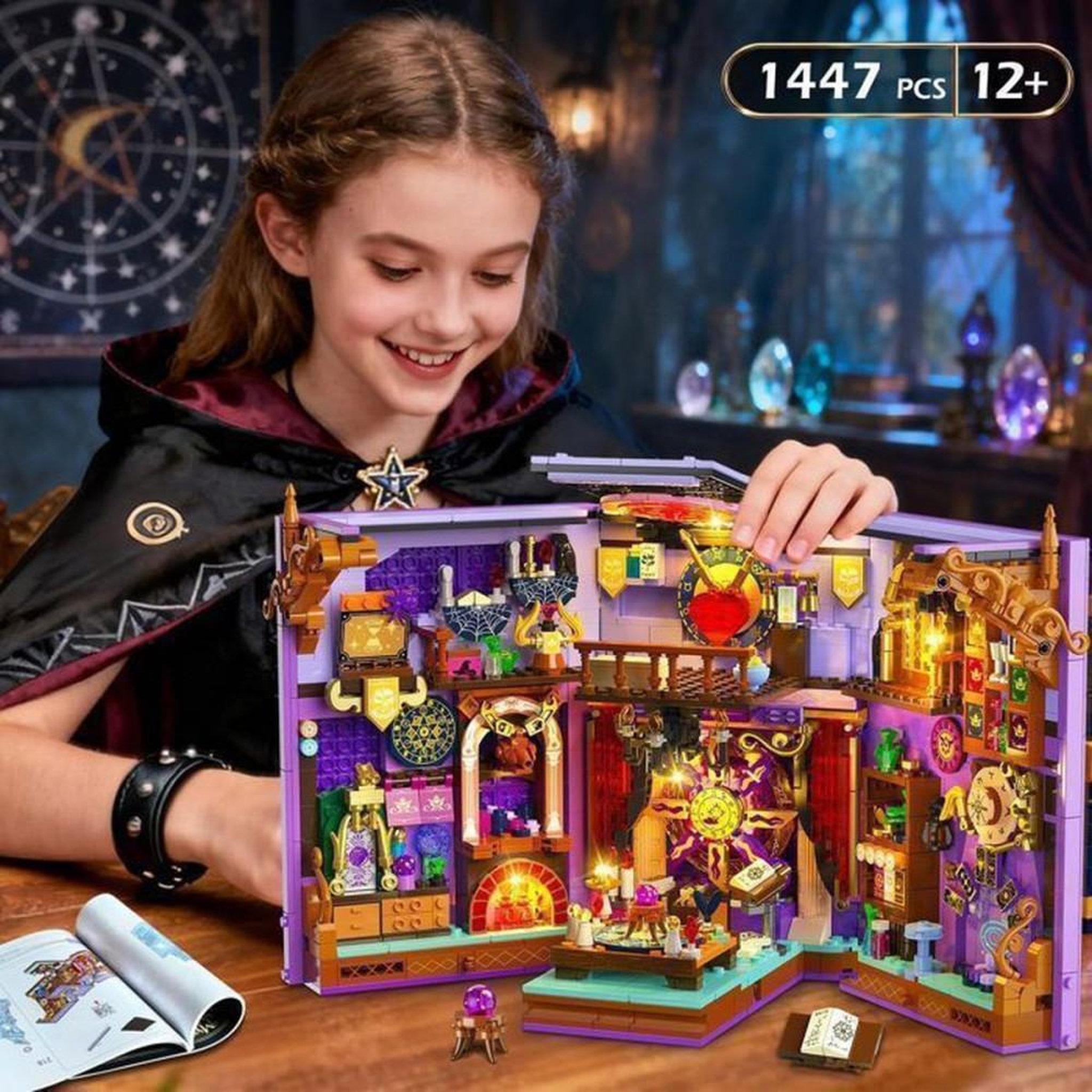 Voir la diapositive 2 : Mini coffret de construction Book nook divination 1 447 pièces avec éclairage LED rechargeable USB-C, meuble astrologie, ouverture 180°