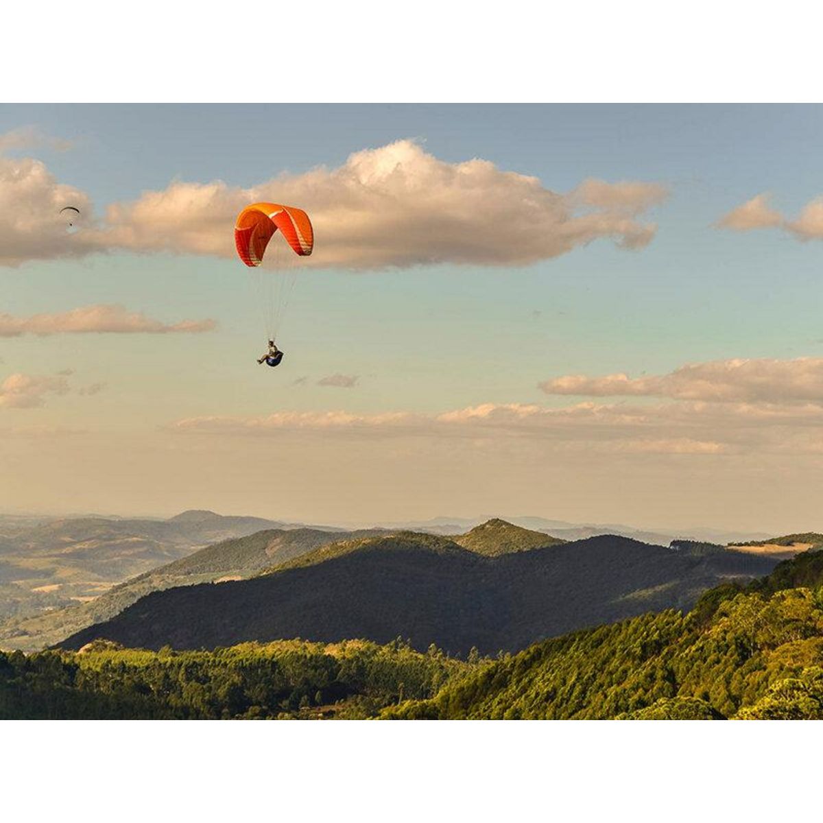 Smartbox Vol en parapente de 25 min et photo-souvenir près du mont Blanc pour 2 personnes - Coffret Cadeau Sport & Aventure