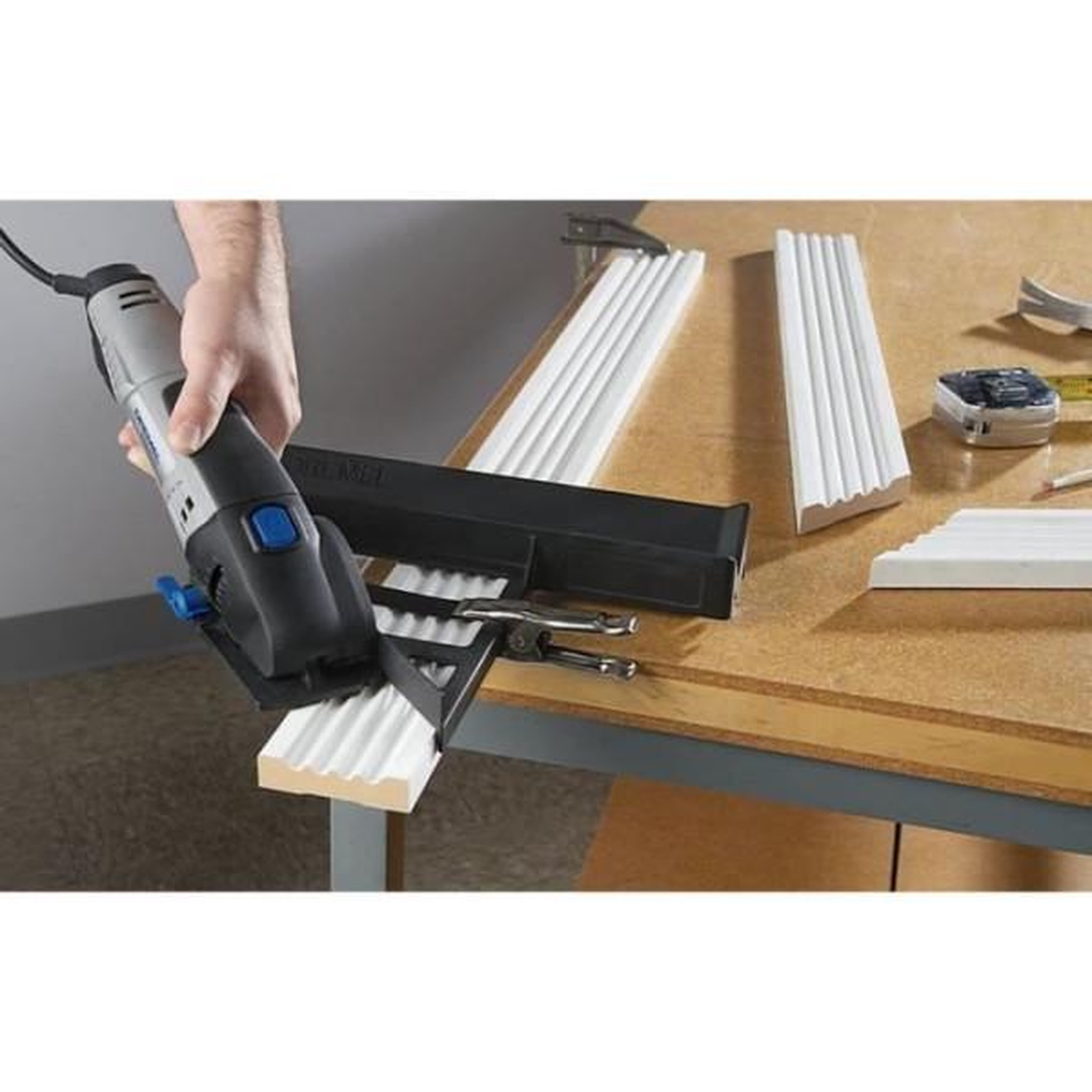 Voir la diapositive 2 : Dremel Guide de découpe dremel s840 - pour scie compacte dsm20 - découpes en onglet, biseau et droites