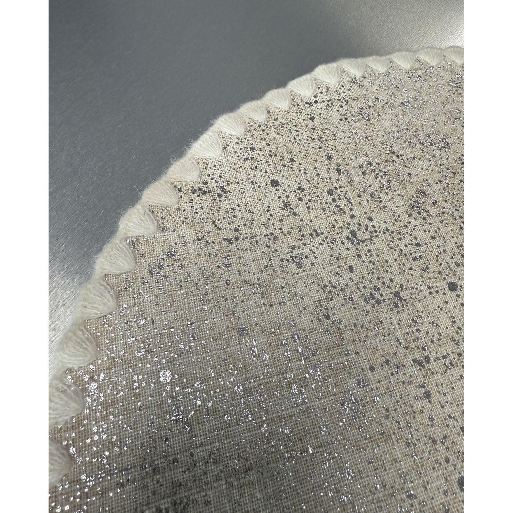 Voir la diapositive 3 : HABITABLE Lot de 2 sets de tables ronds en jute ALAGO