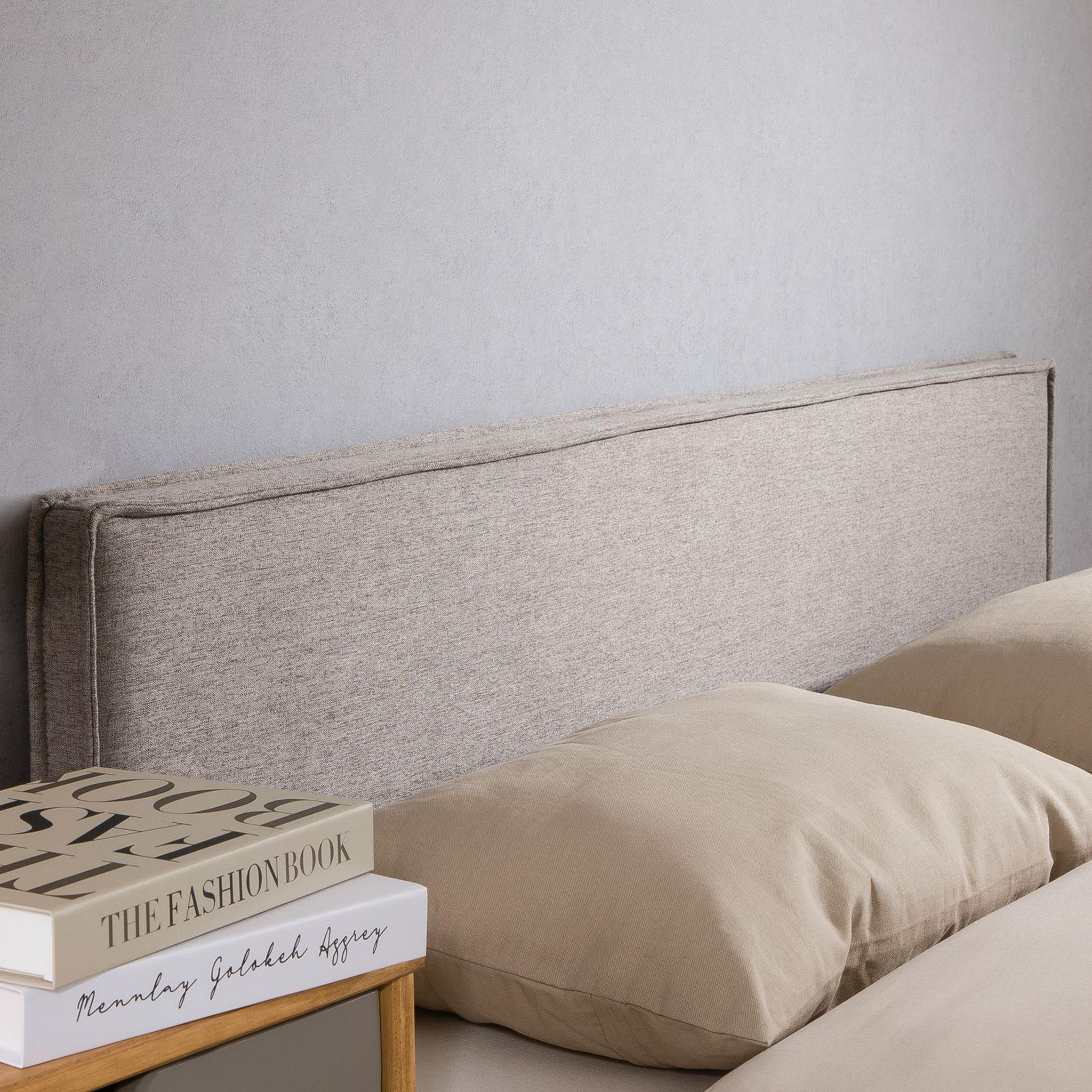 Voir la diapositive 6 : IDIMEX Tête de lit KLAO 160 sur pieds, en tissu
