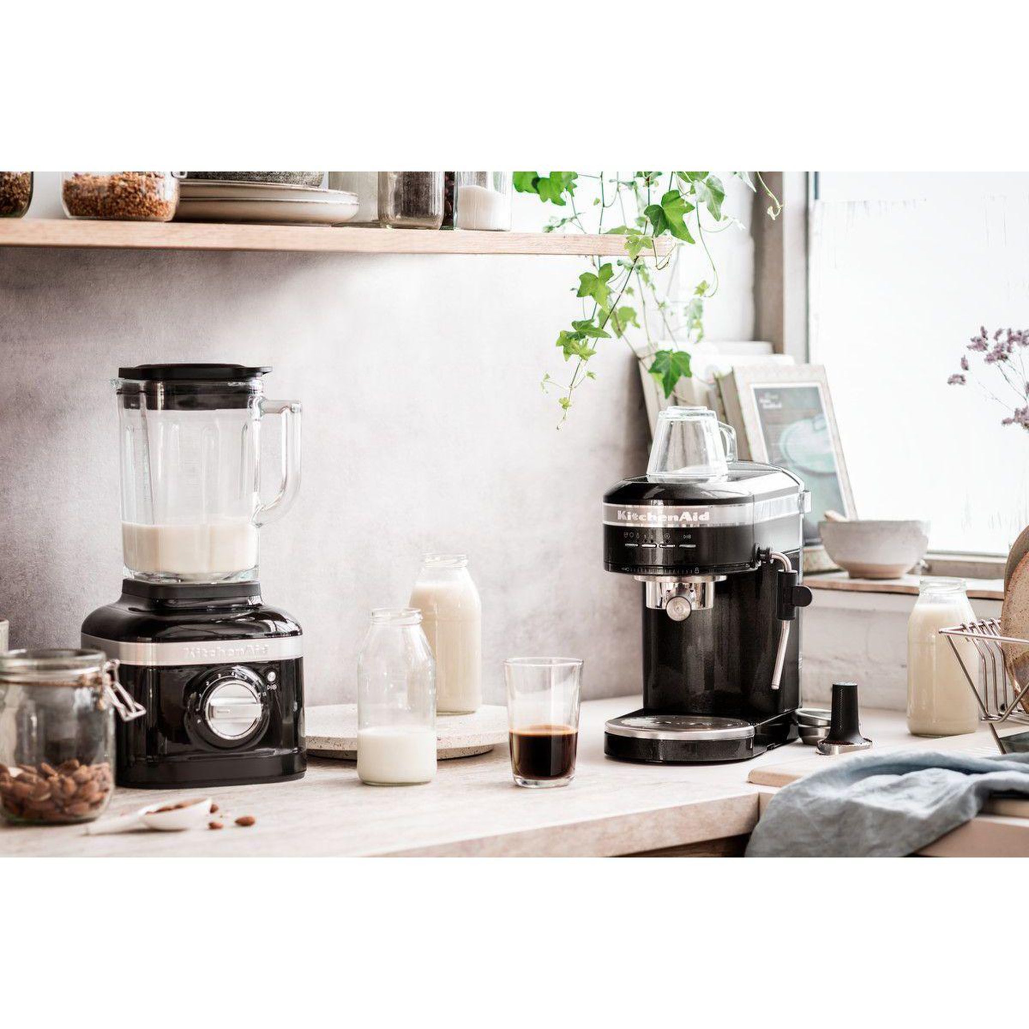 Voir la diapositive 3 : KitchenAid Blender k400 noir onyx