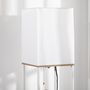 Voir la diapositive 4 : HOMCOM Lampadaire étagère design 26L x 26l x 159H cm 3 étagères E27 MDF blanc