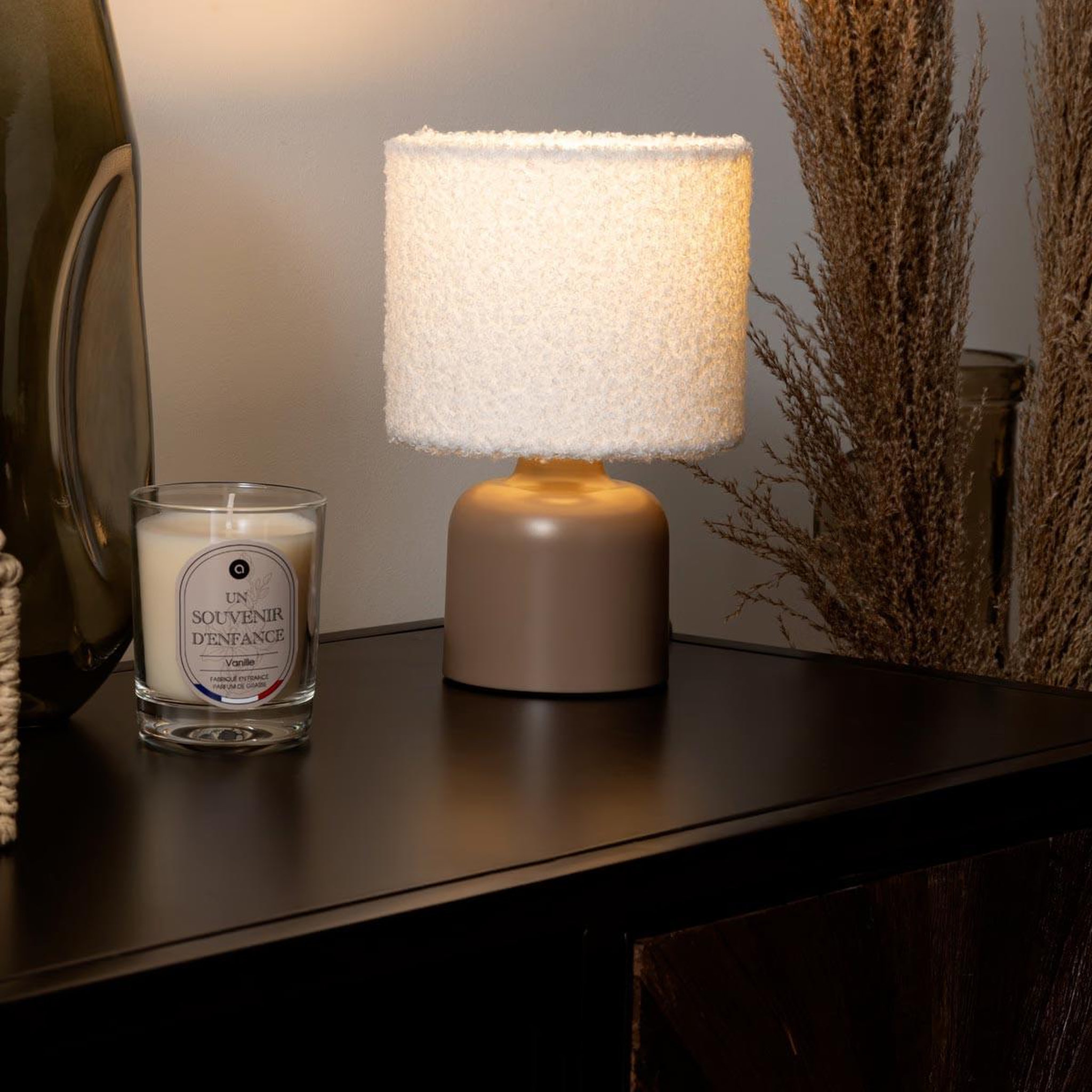 Voir la diapositive 4 : ATMOSPHERA Lampe à poser bouclette  bona  22cm marron