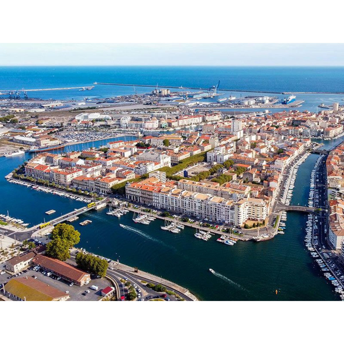 Smartbox Séjour romantique de 3 jours au coeur de Sète en haute saison - Coffret Cadeau Séjour