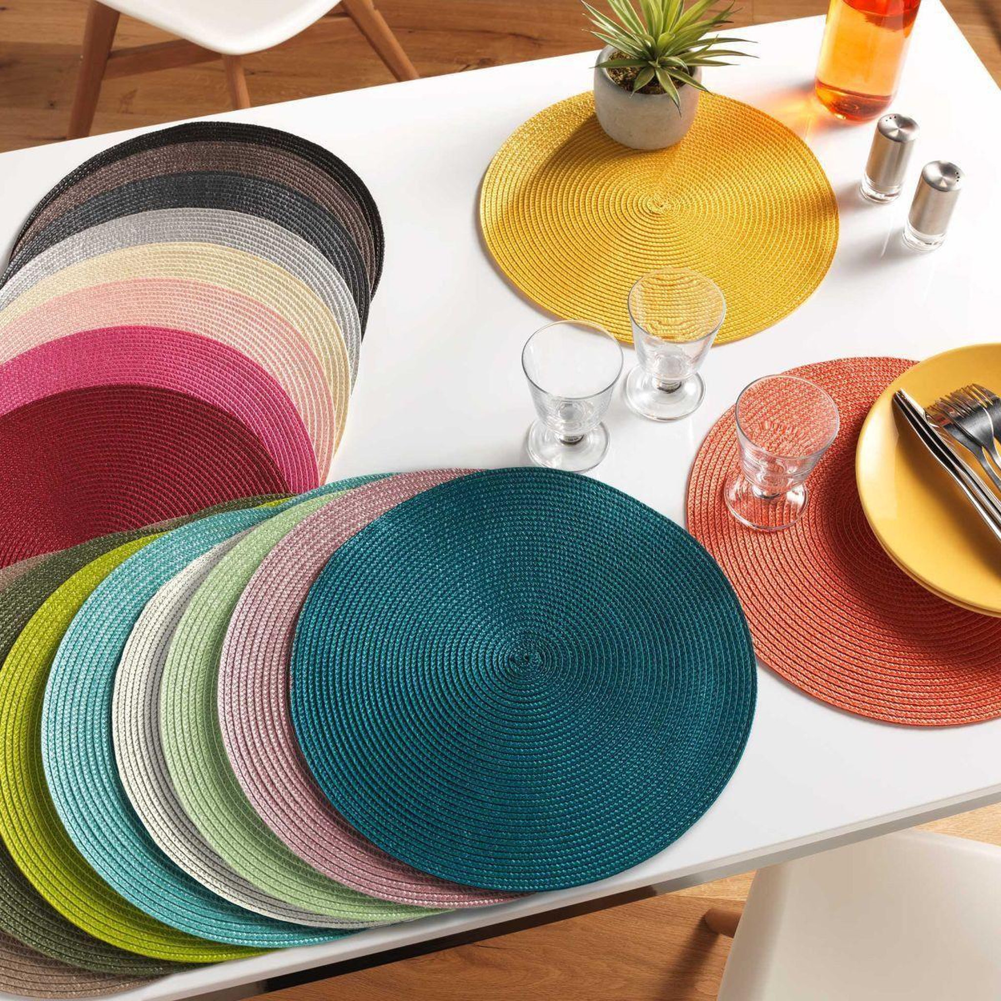 Voir la diapositive 3 : Douceur d'Intérieur Set de table uni  zebulon  35cm vert opale