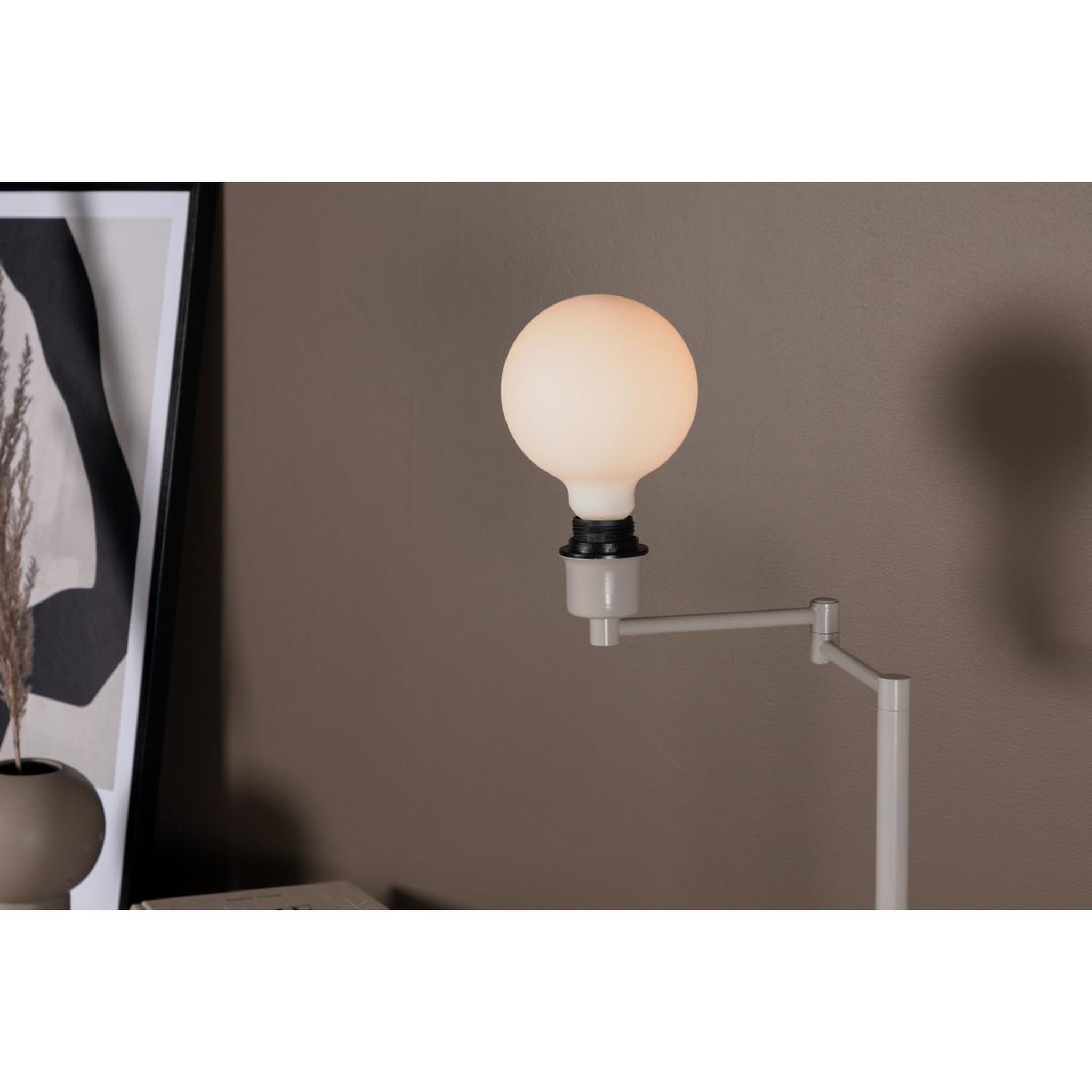 Voir la diapositive 5 : Paris Prix Lampadaire design  virro  126cm beige