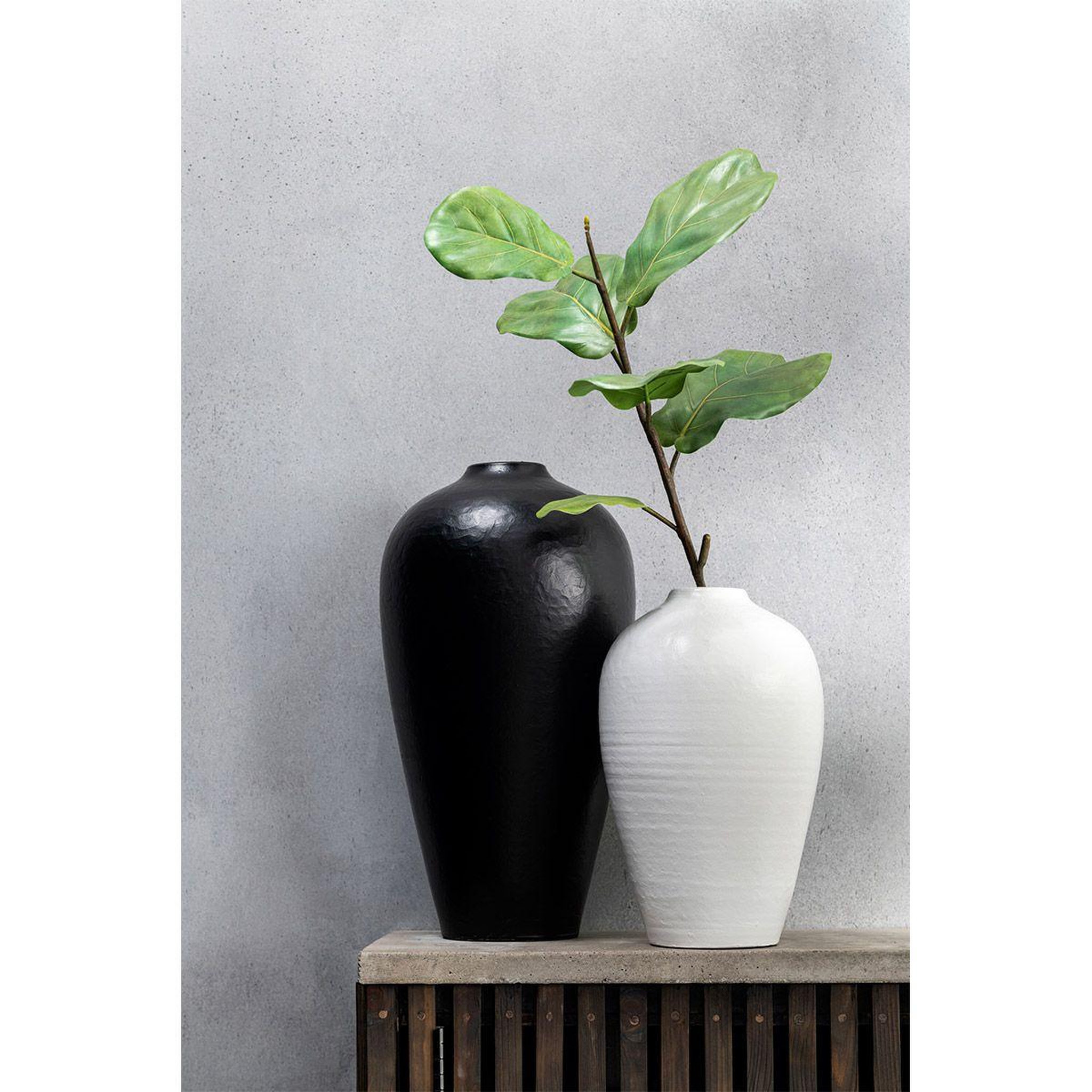 Voir la diapositive 4 : J-LINE Vase déco poterie  ying  50cm noir